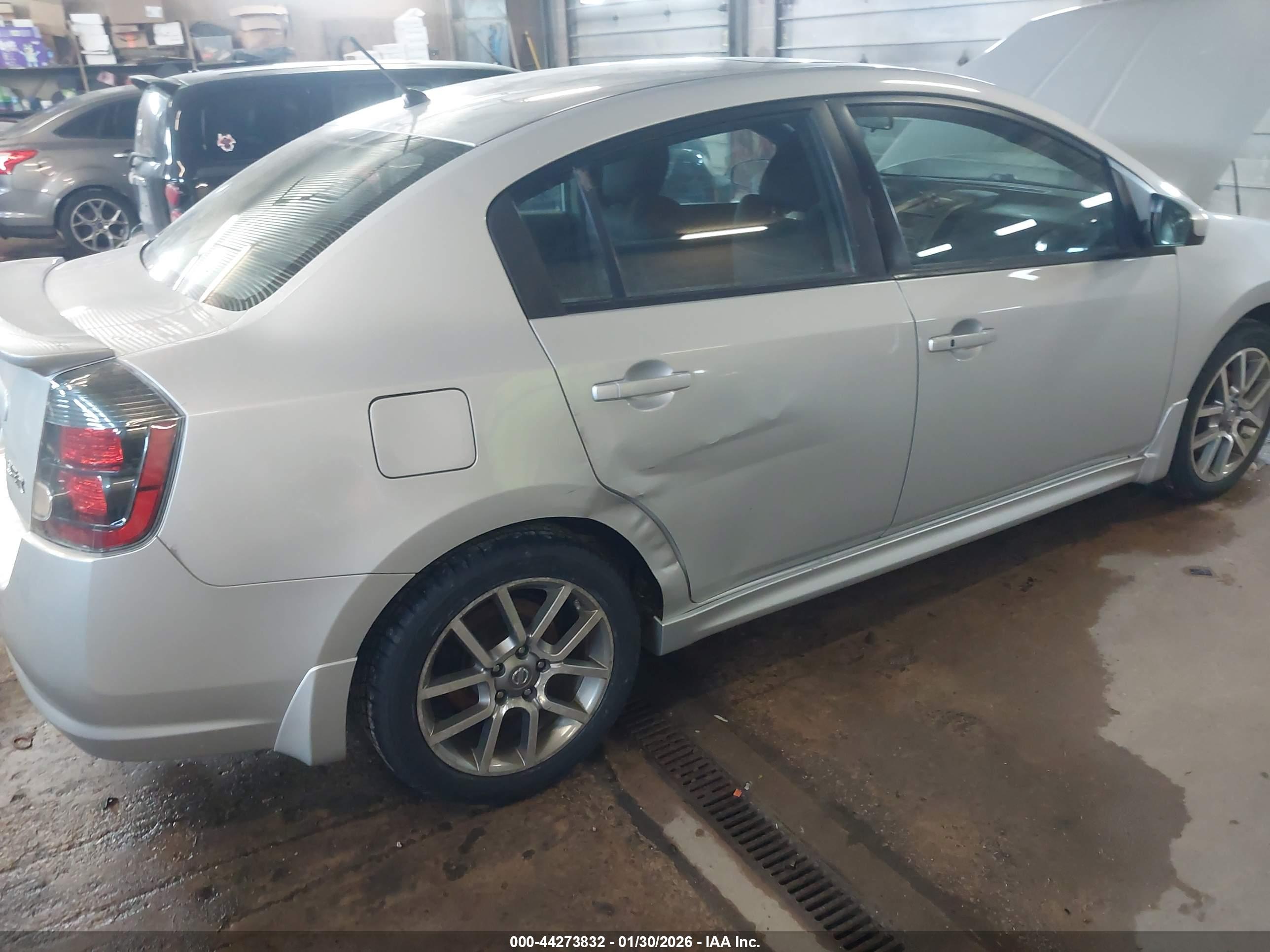 NISSAN SENTRA image 6