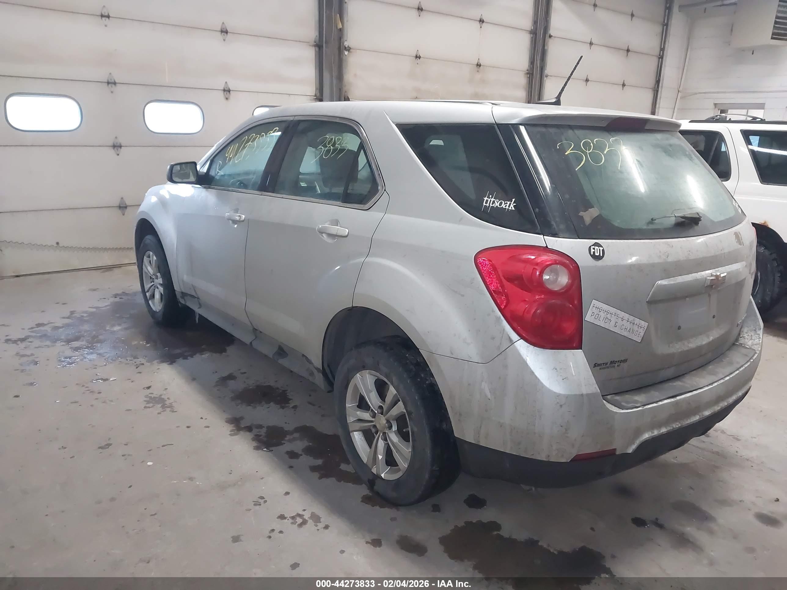 CHEVROLET EQUINOX image 3