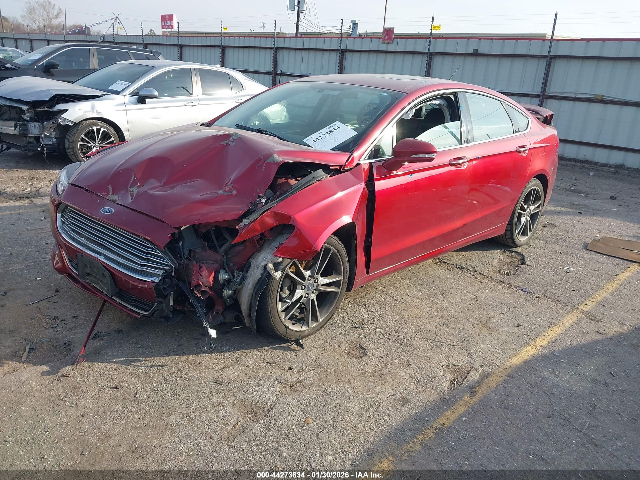 FORD FUSION image 2