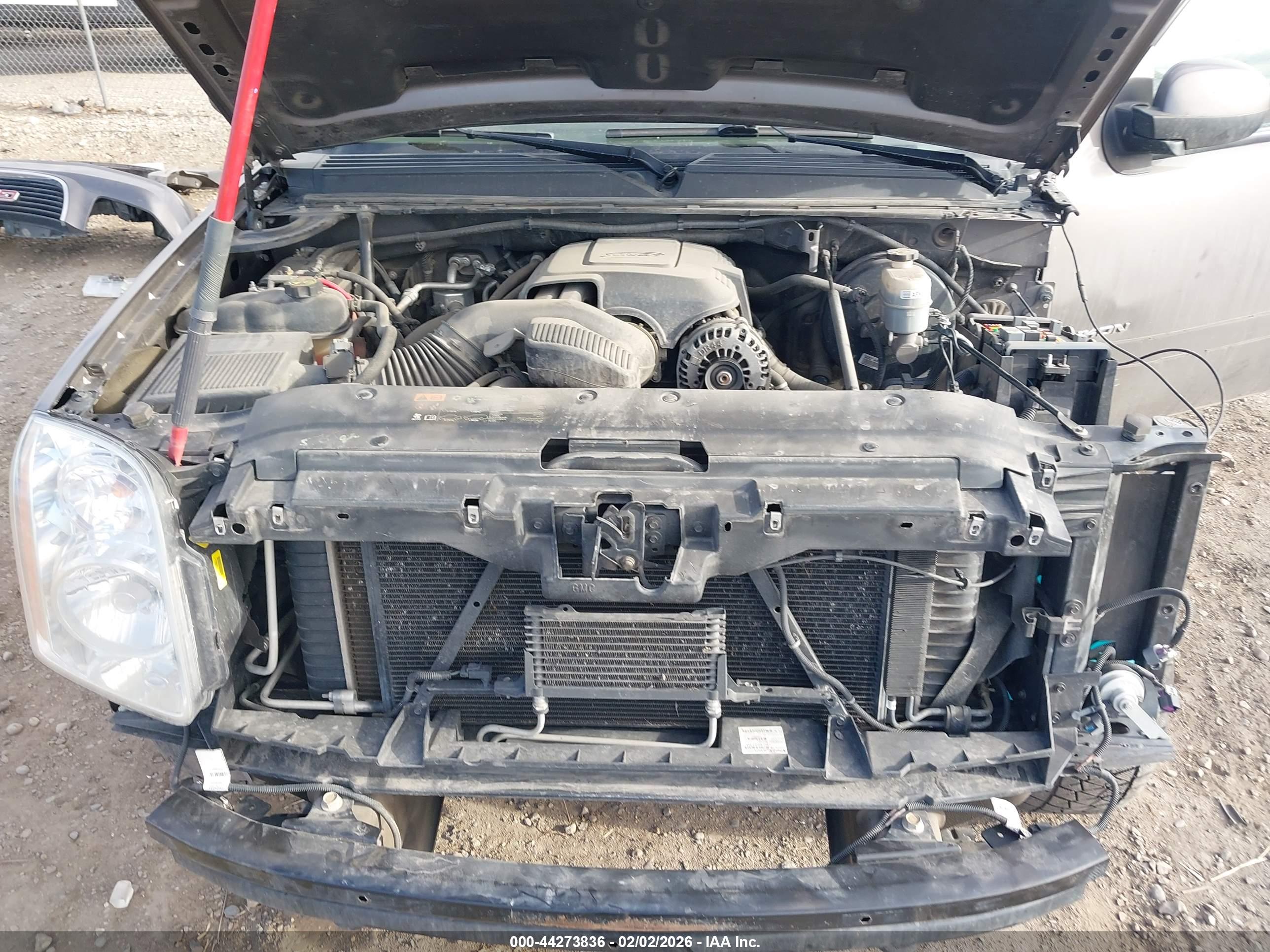 GMC YUKON image 10