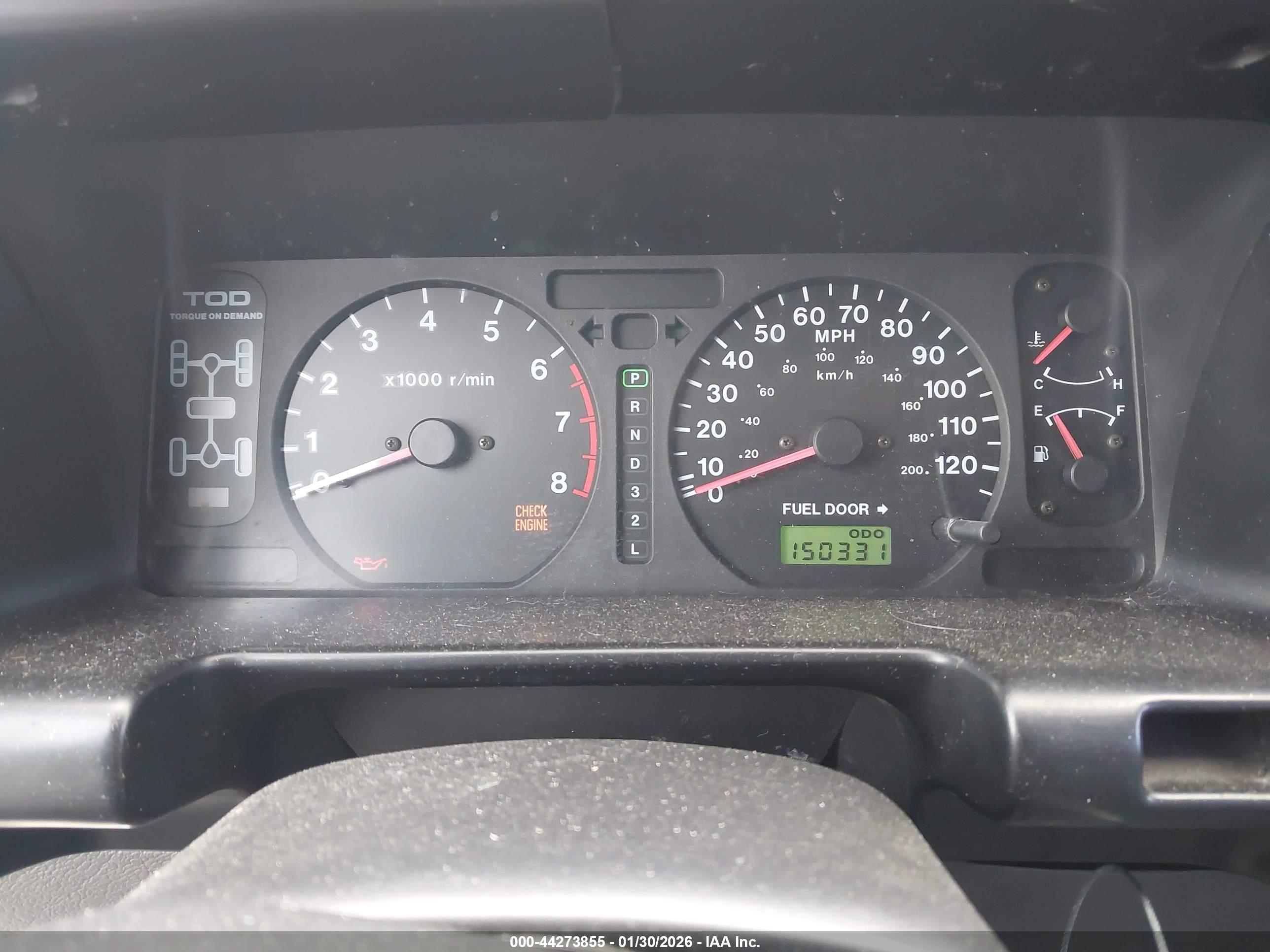ISUZU TROOPER image 7
