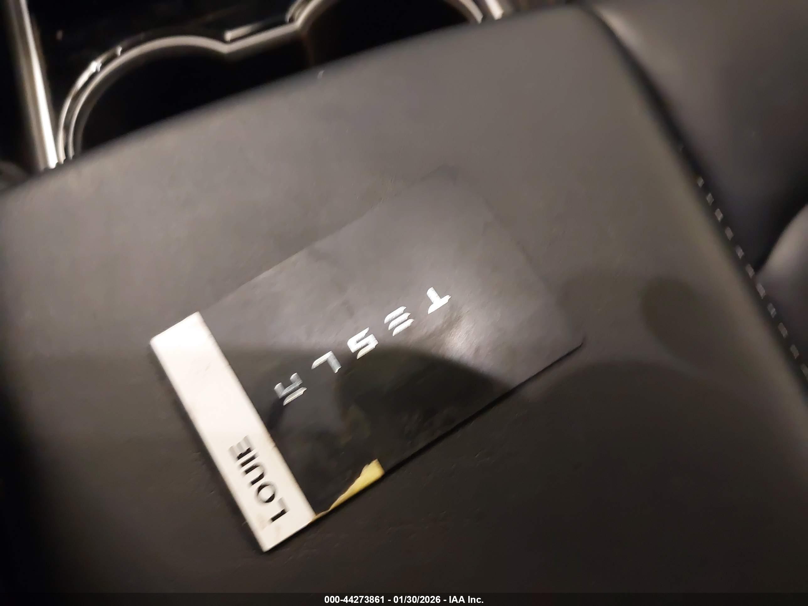 TESLA MODEL image 11