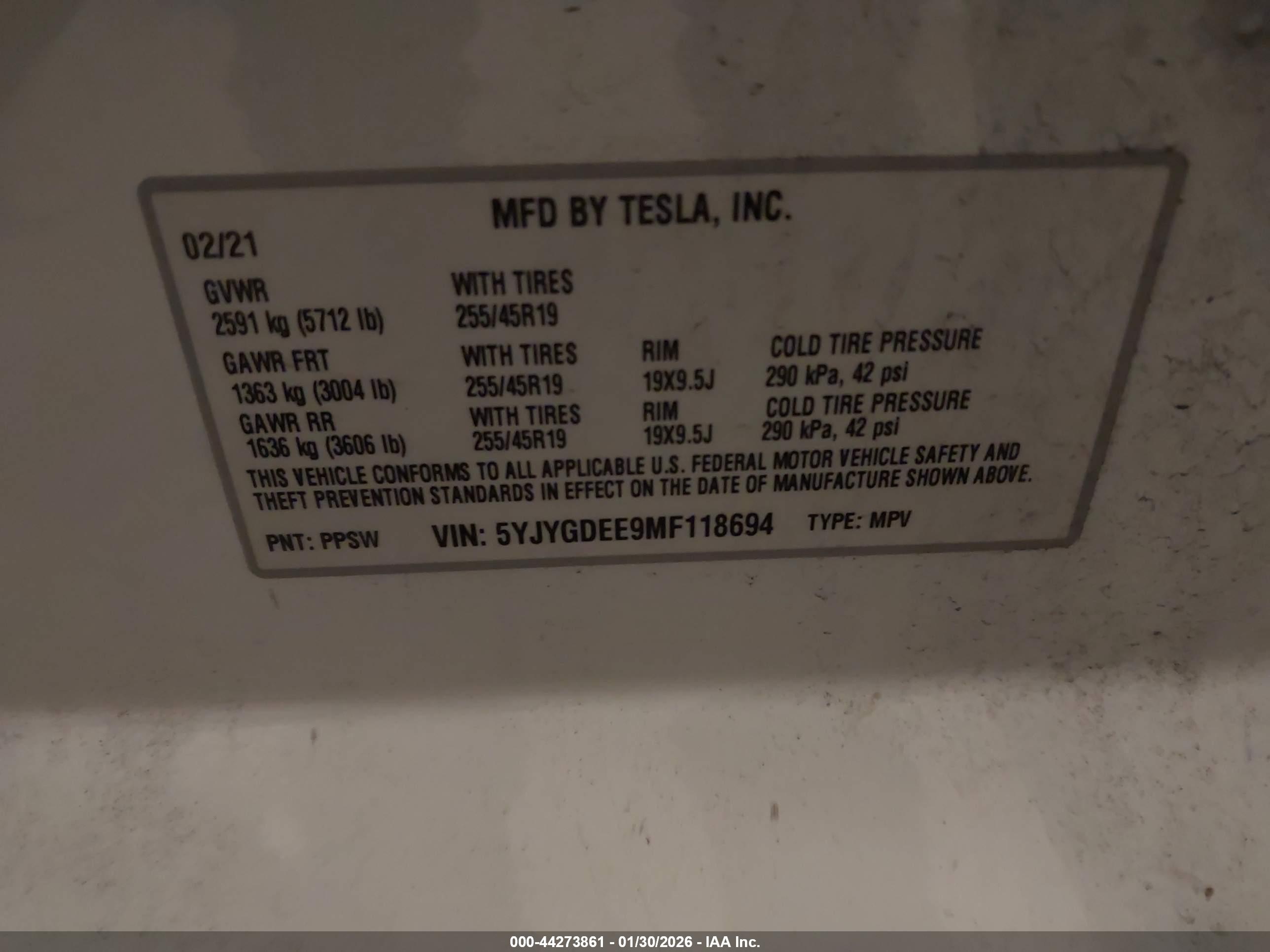 TESLA MODEL image 9