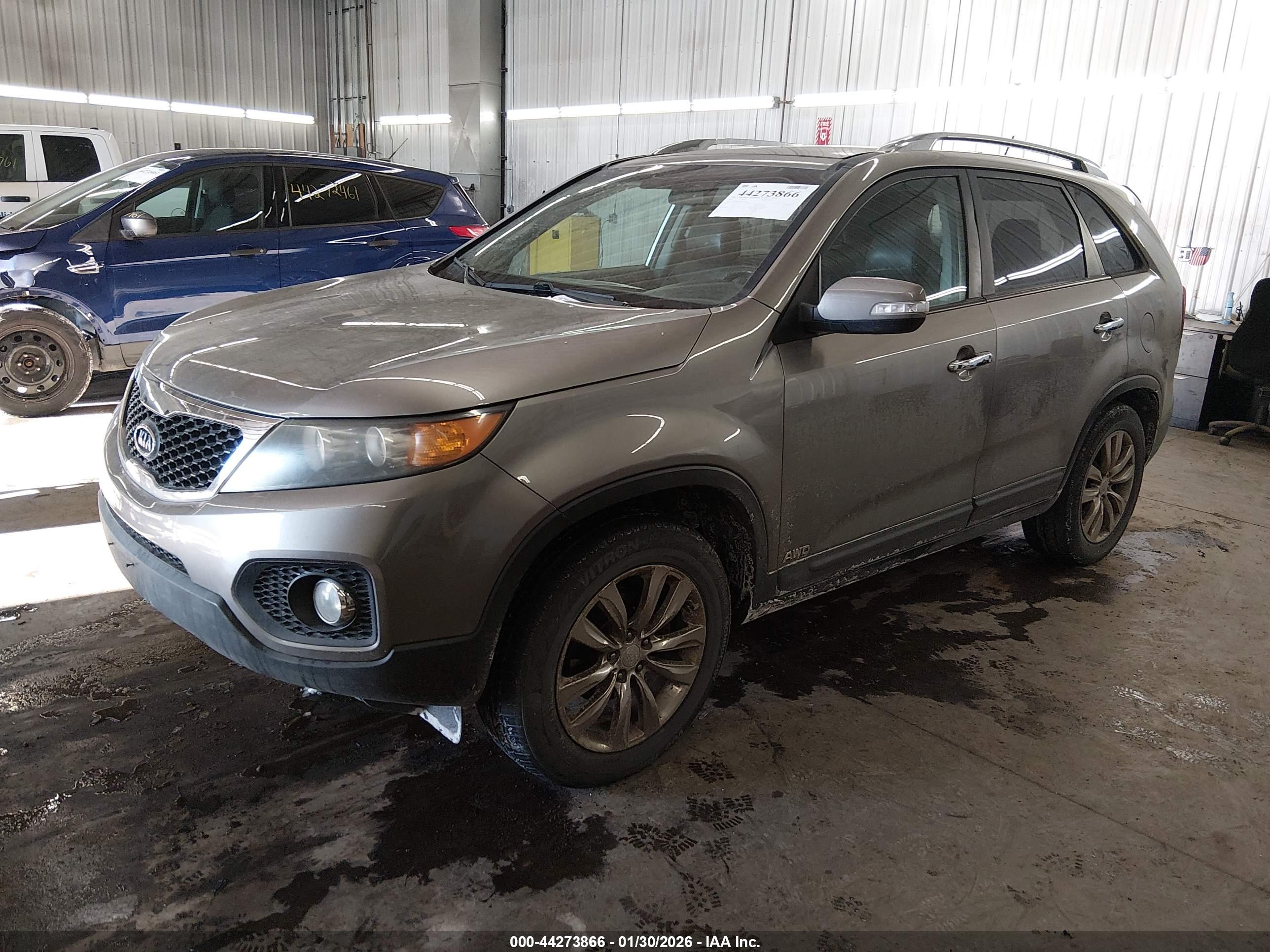 KIA SORENTO image 2
