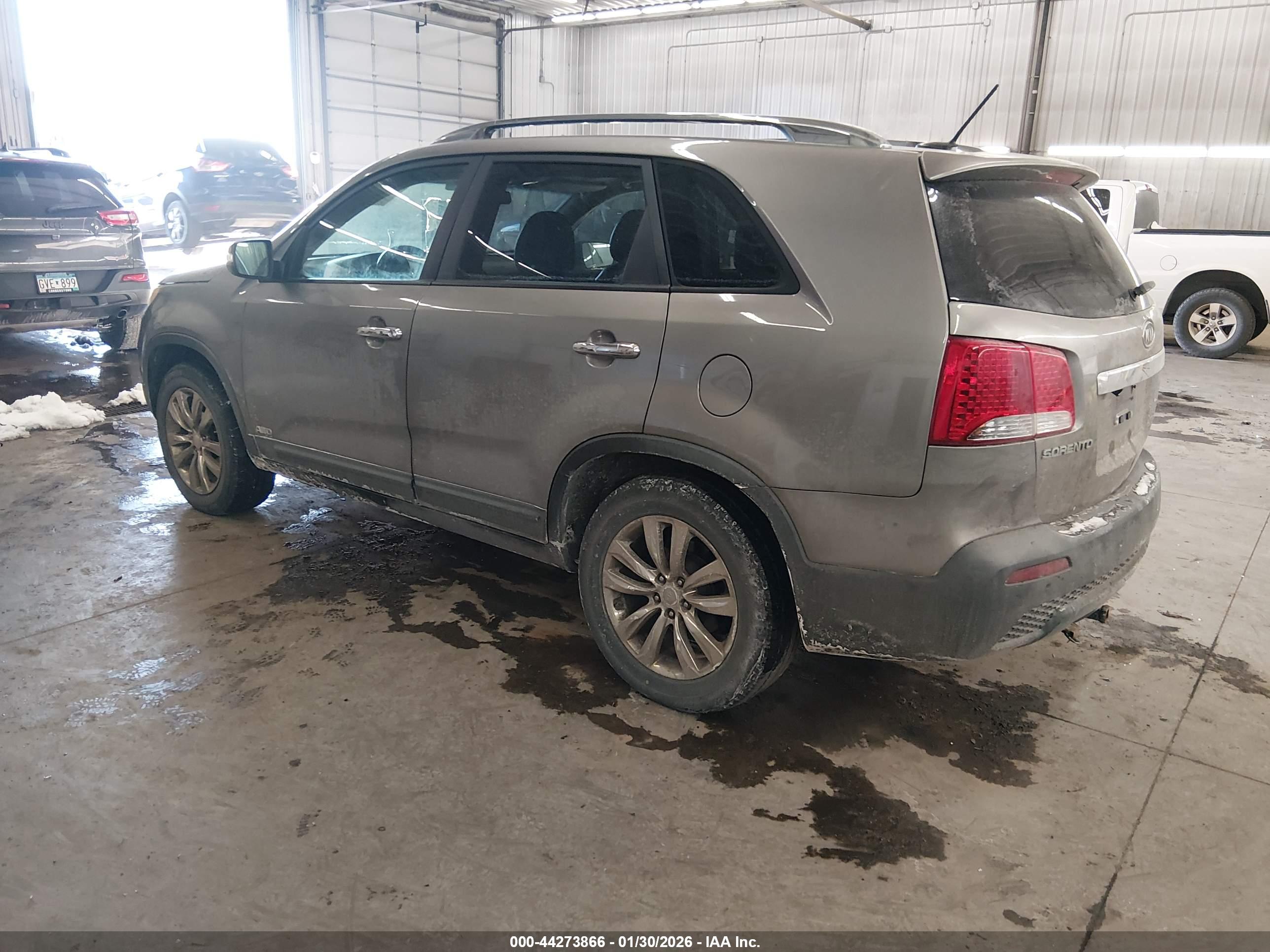 KIA SORENTO image 3