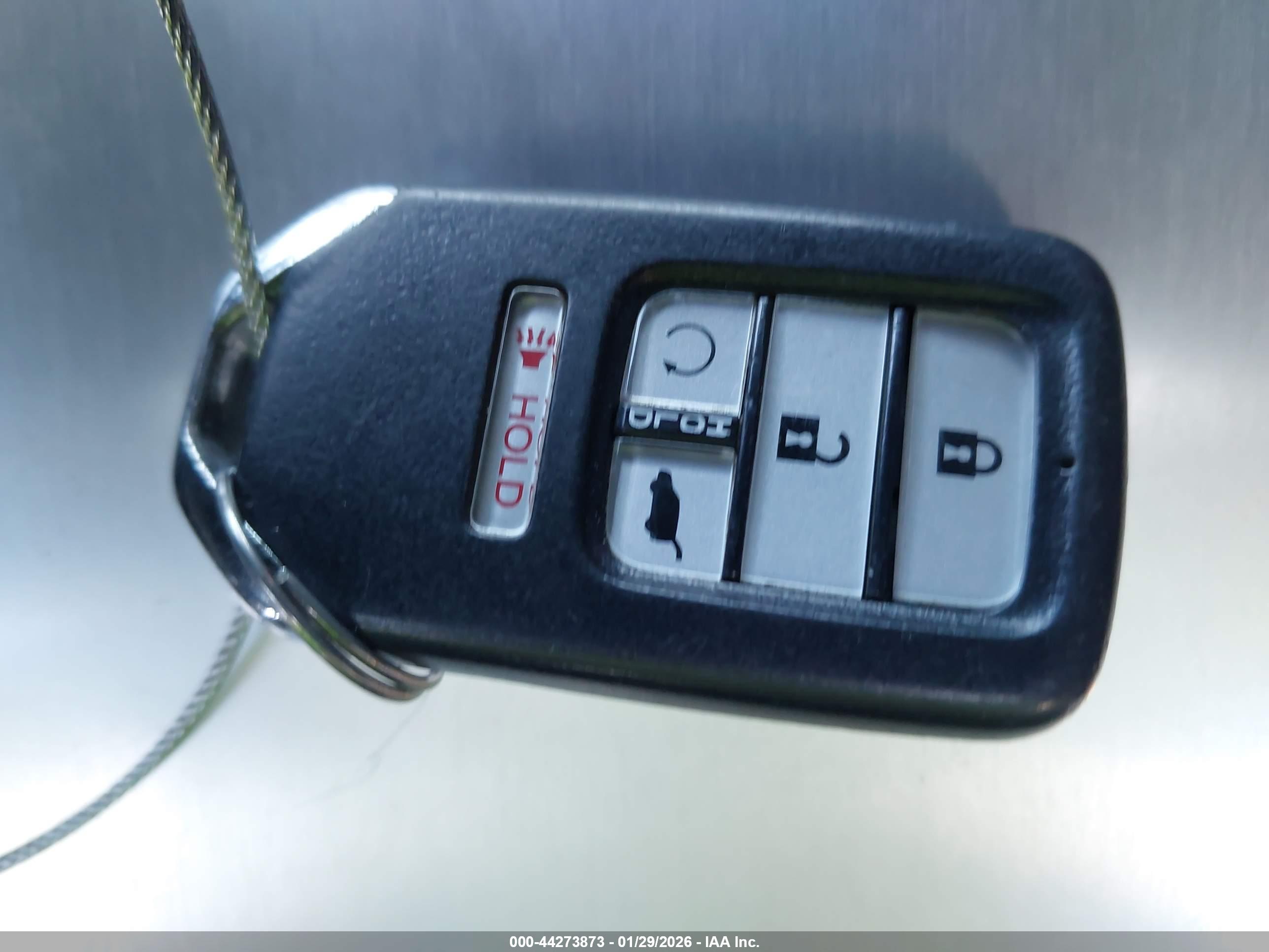 HONDA CR-V image 11