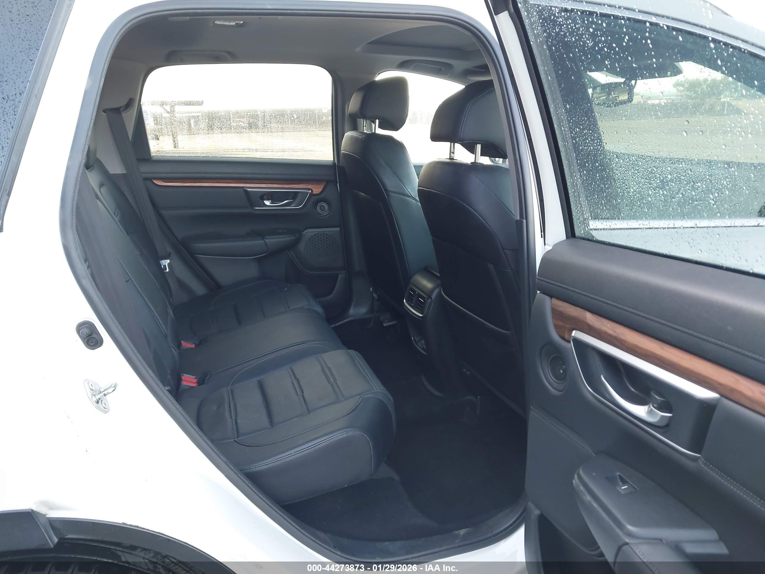 HONDA CR-V image 8