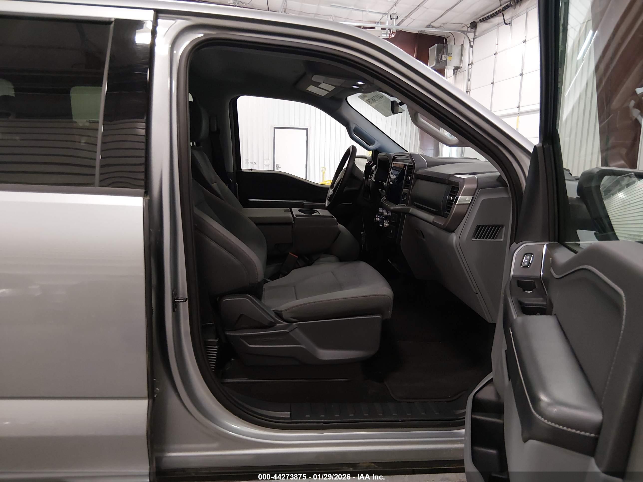 FORD F-150 image 5