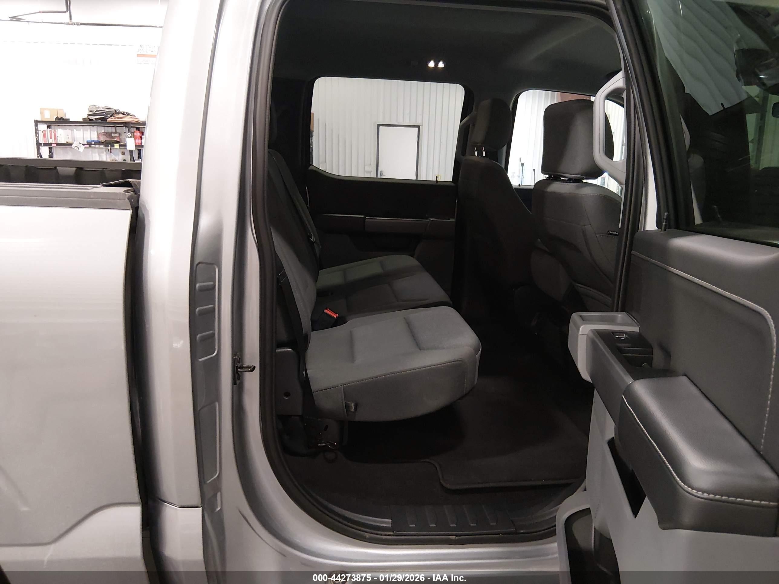 FORD F-150 image 8