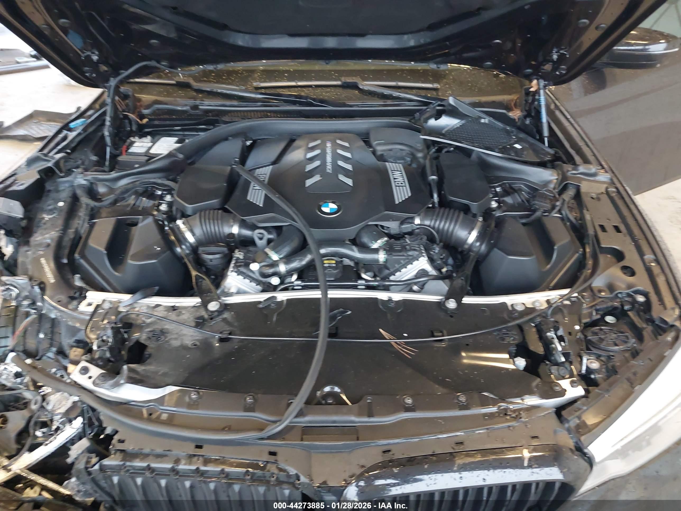 BMW M550I image 10