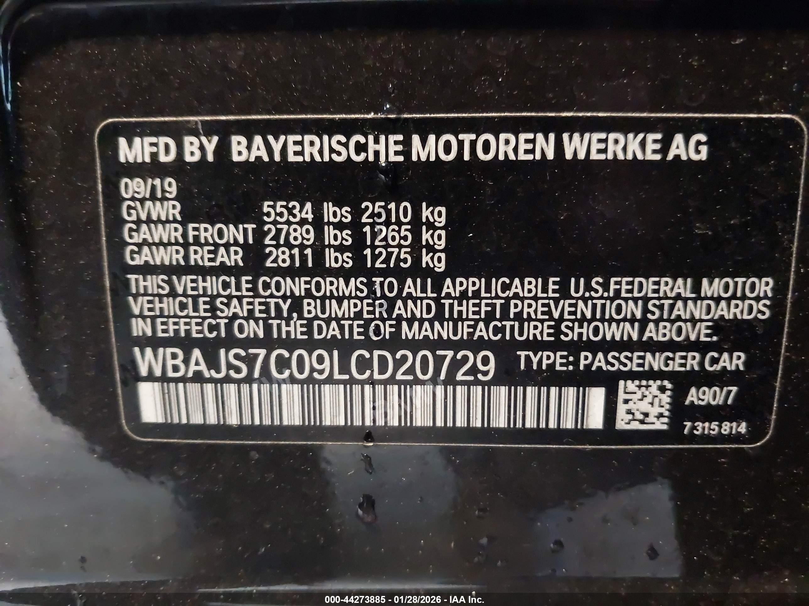 BMW M550I image 9