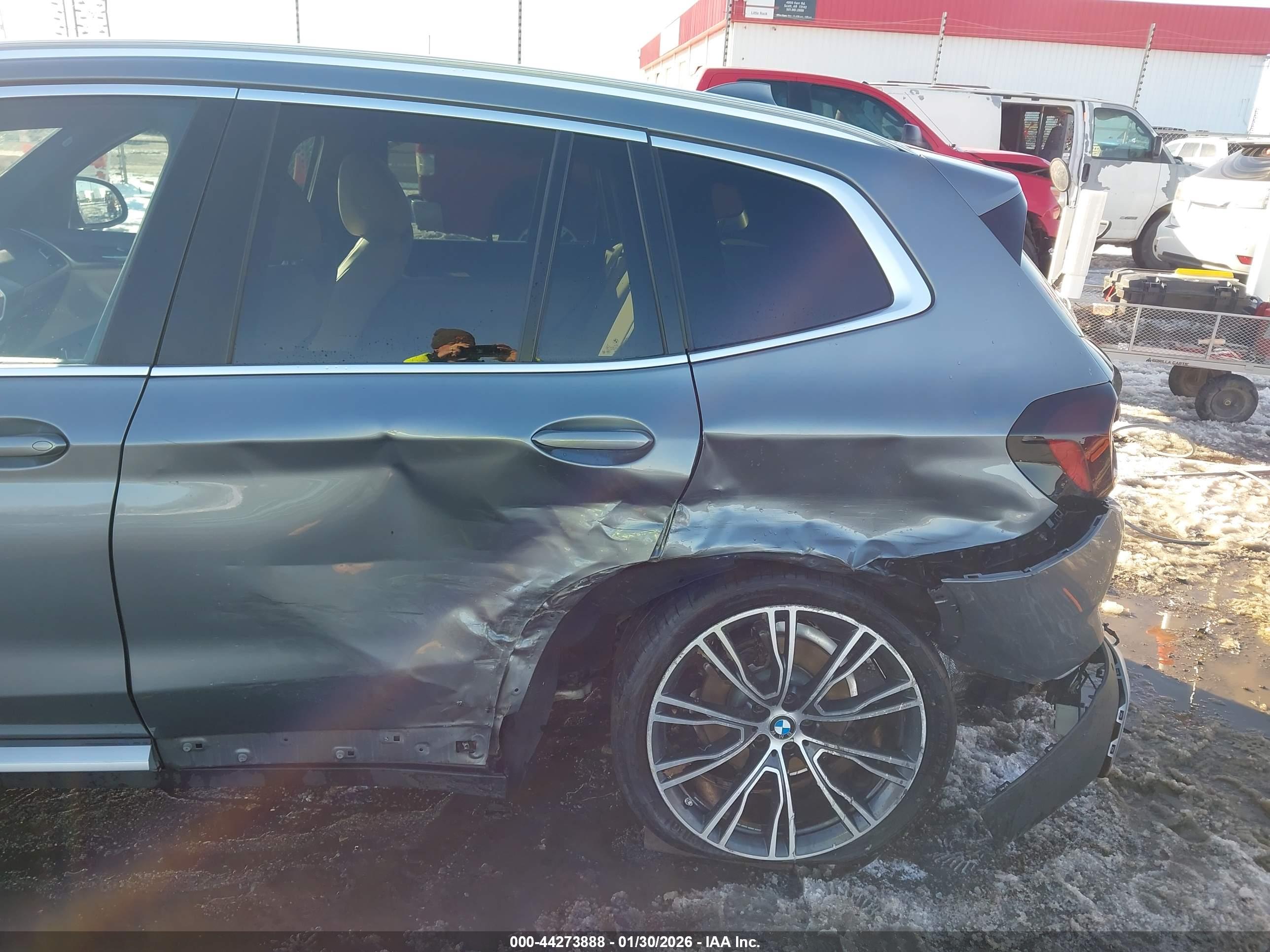 BMW X3 image 6