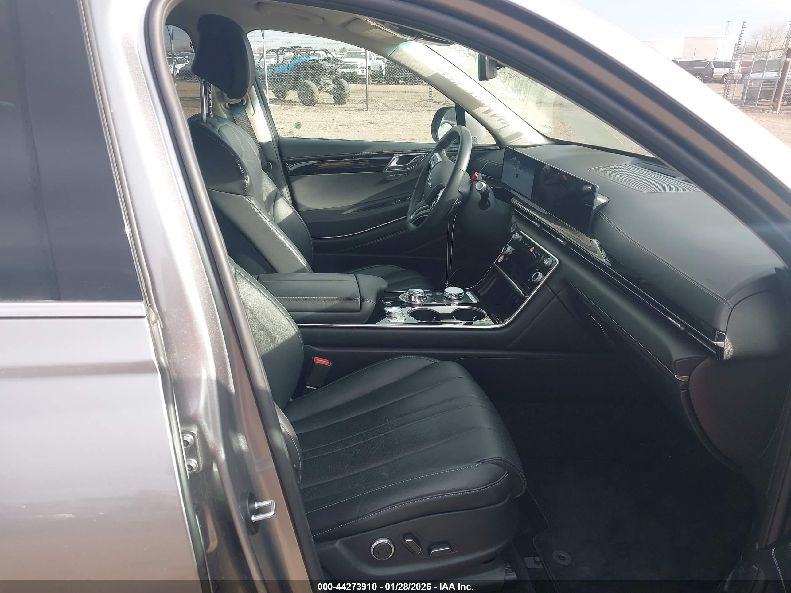 GENESIS GV80 image 5