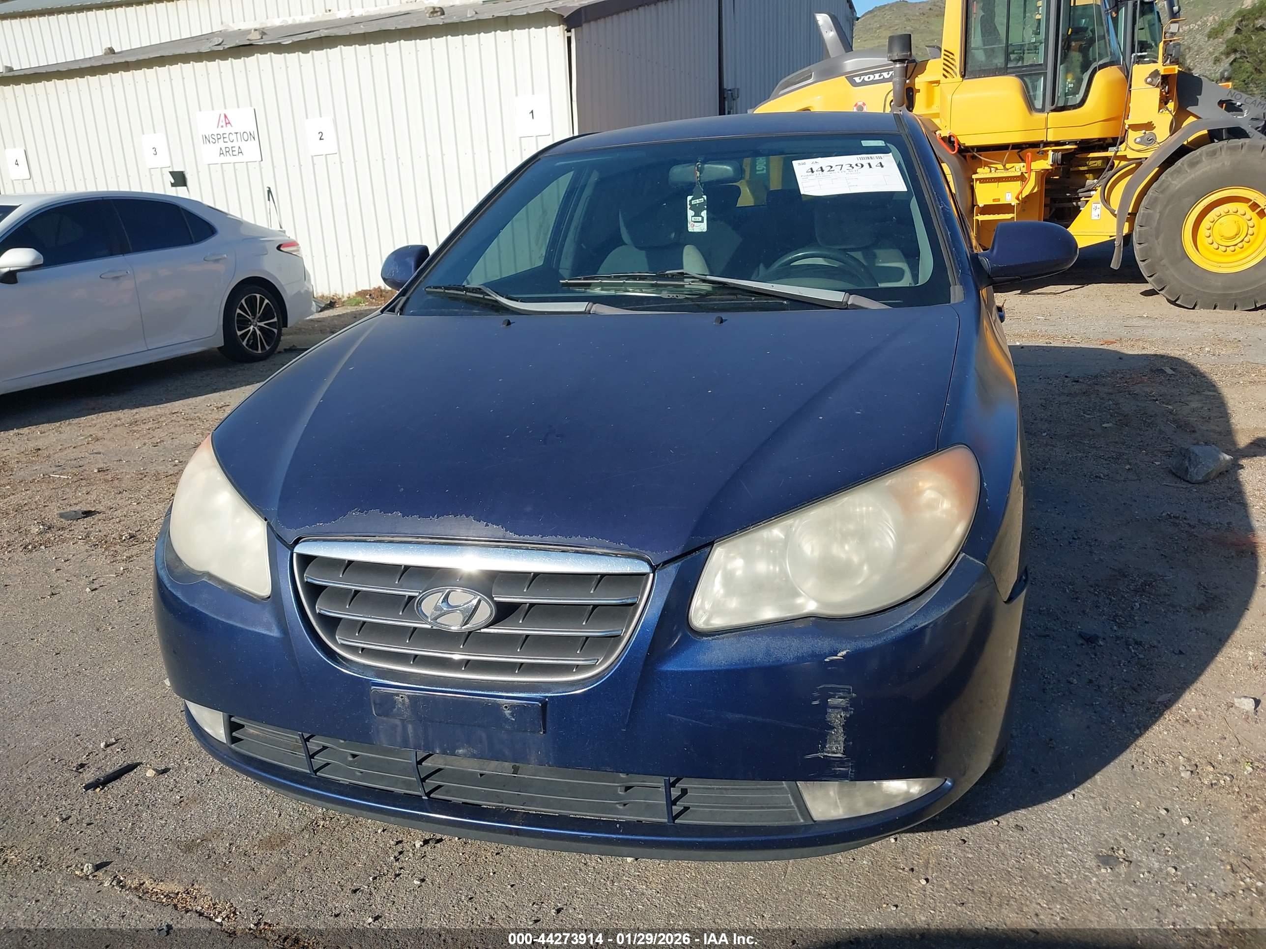 HYUNDAI ELANTRA image 6