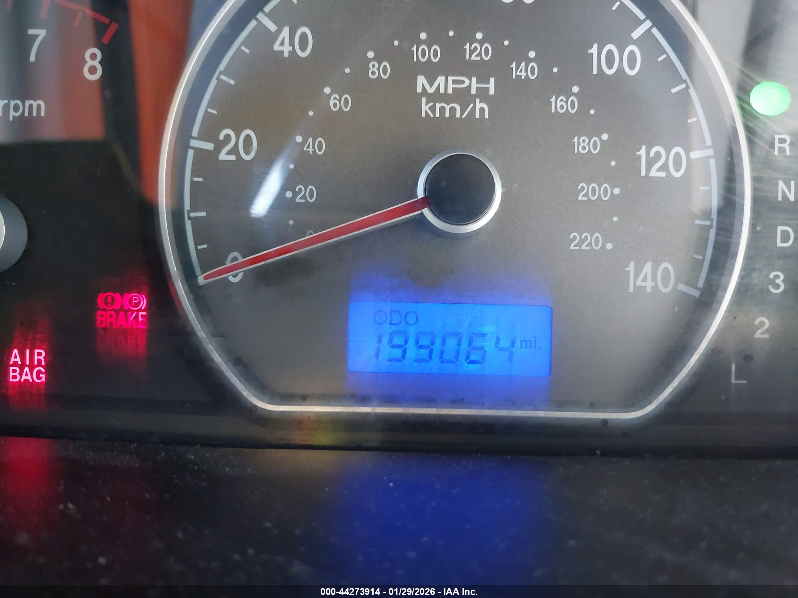 HYUNDAI ELANTRA image 7