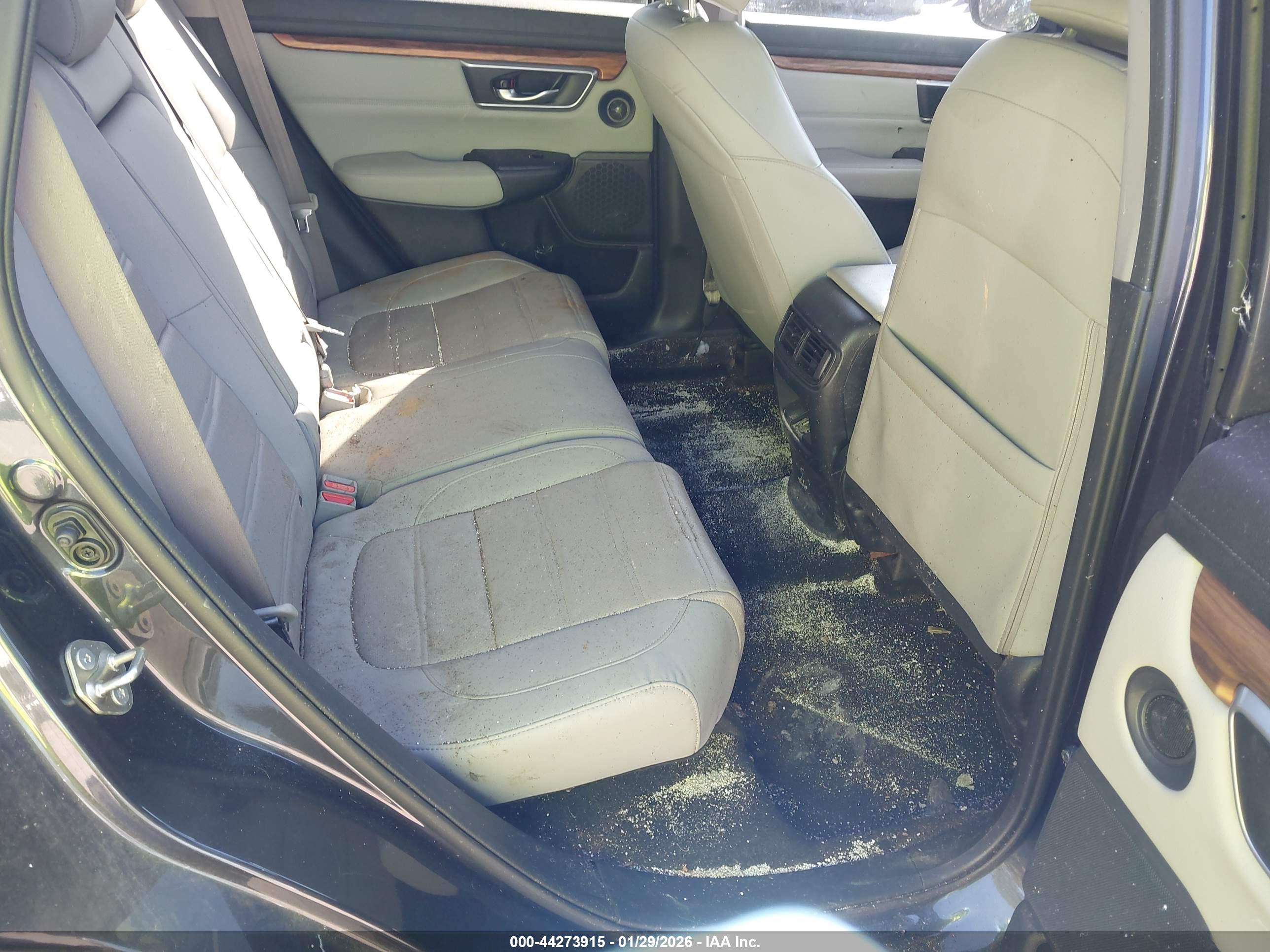 HONDA CR-V image 8