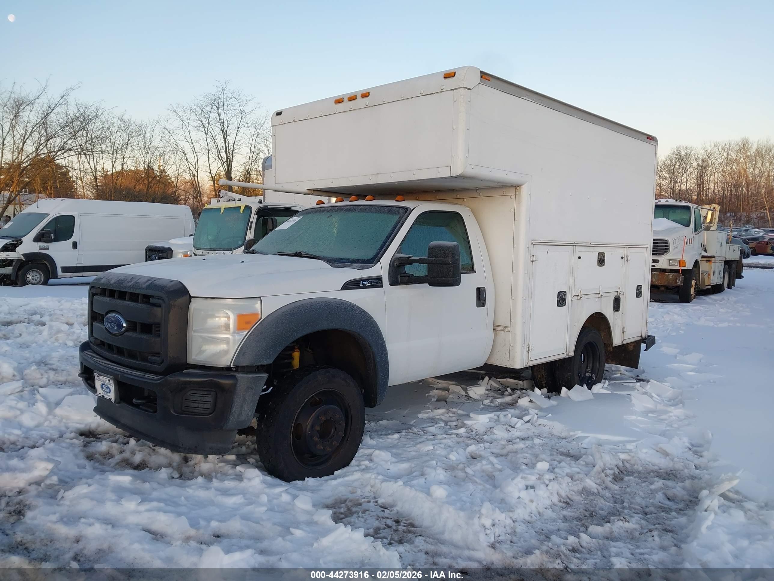 FORD F-450 image 2