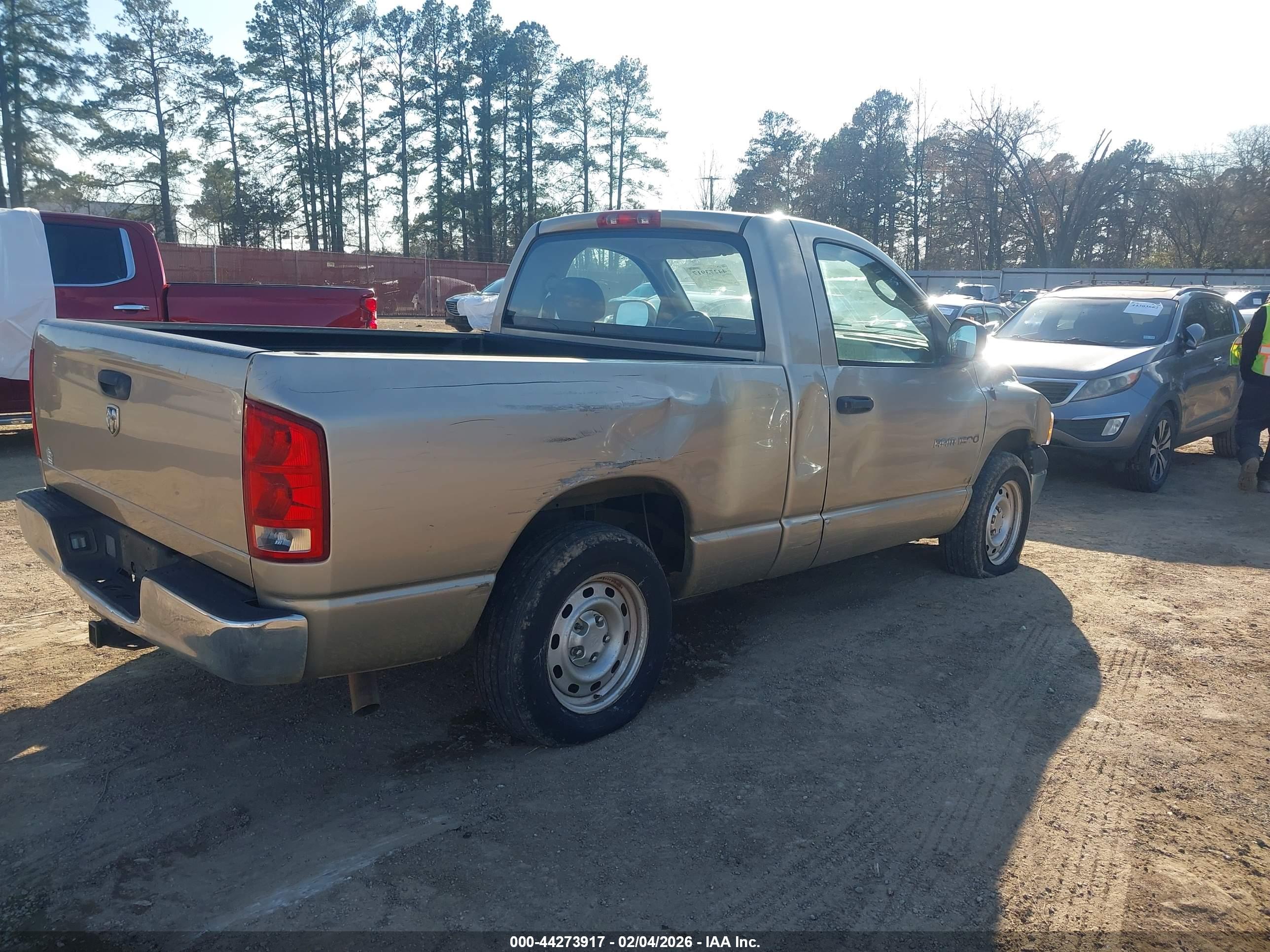 DODGE RAM image 4