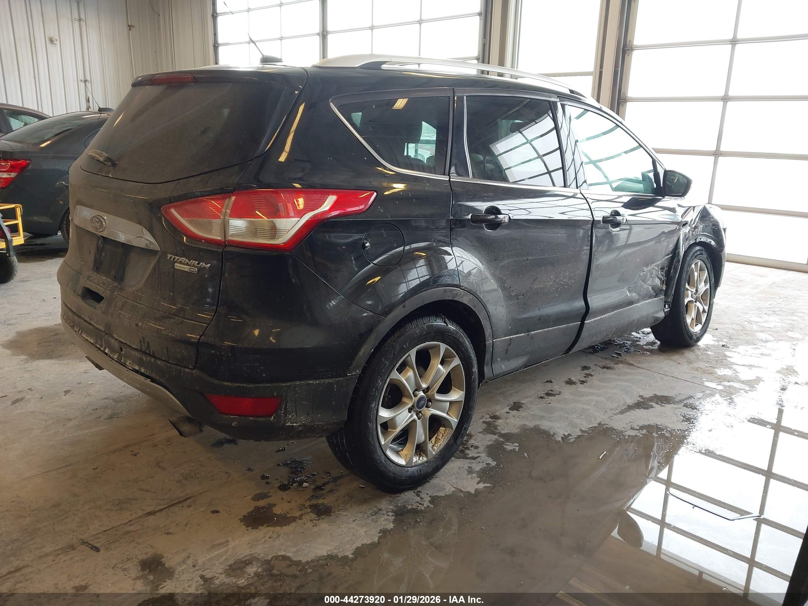 FORD ESCAPE image 4