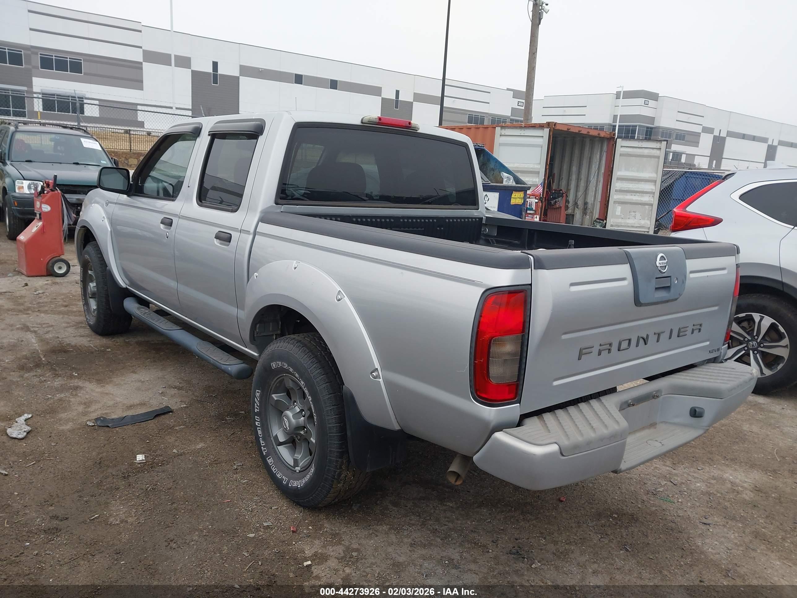NISSAN FRONTIER image 3