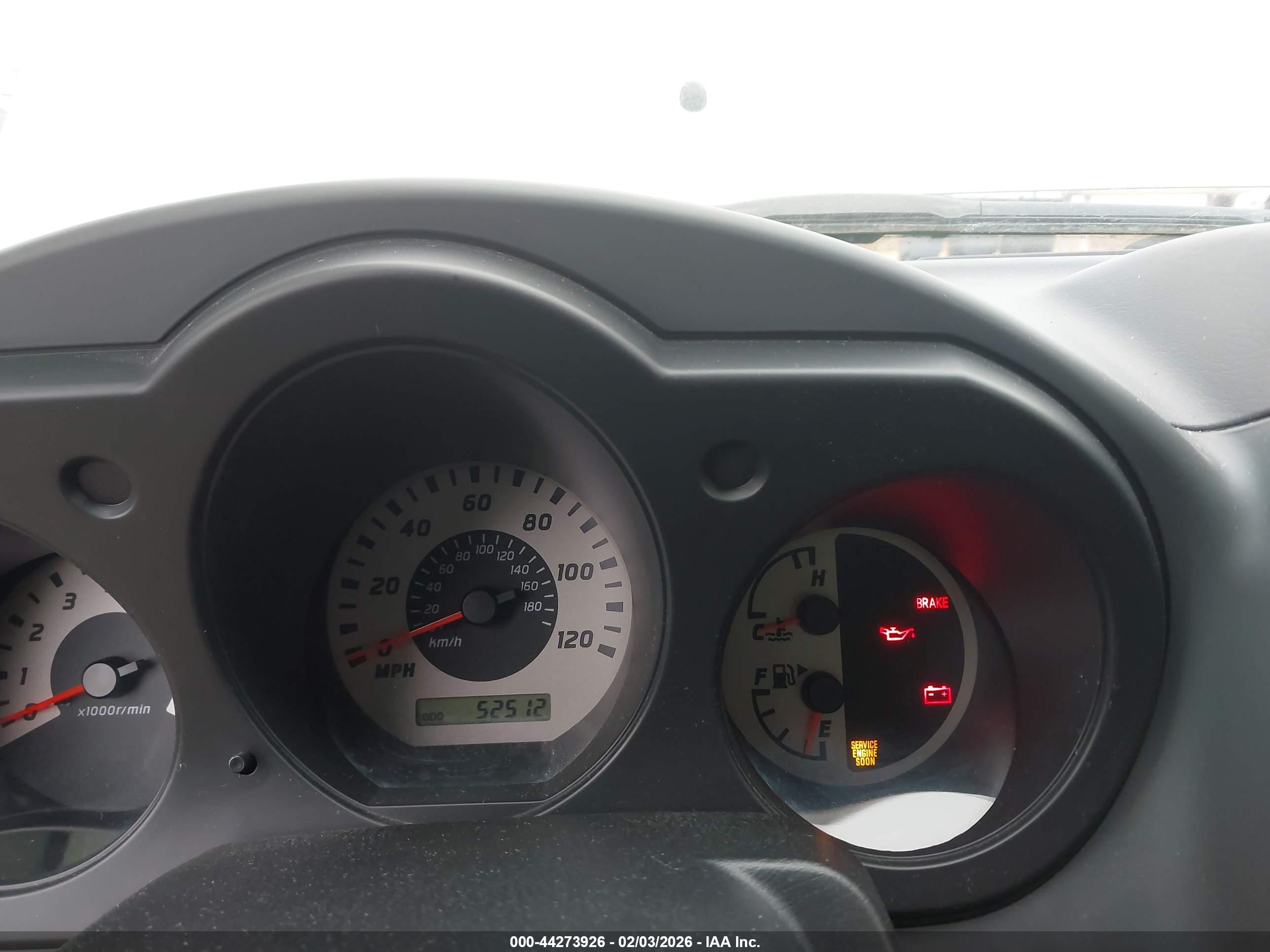 NISSAN FRONTIER image 7
