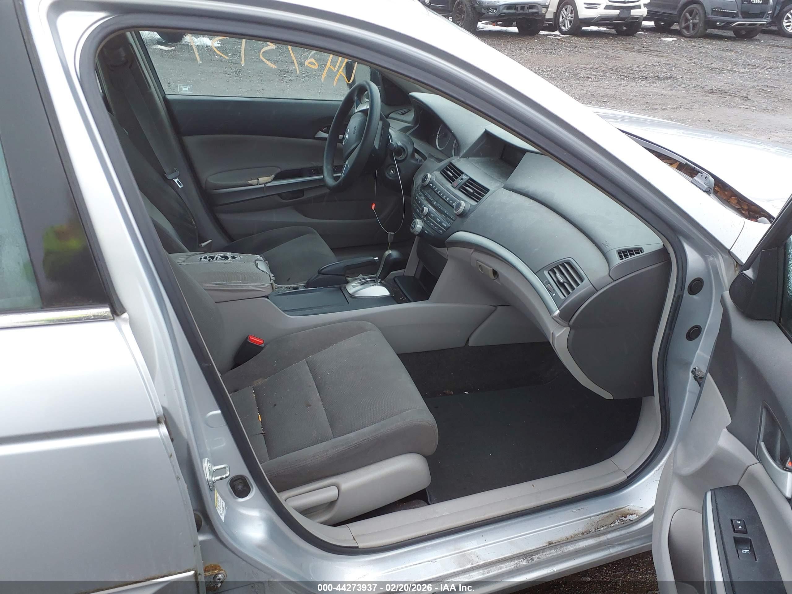HONDA ACCORD image 5