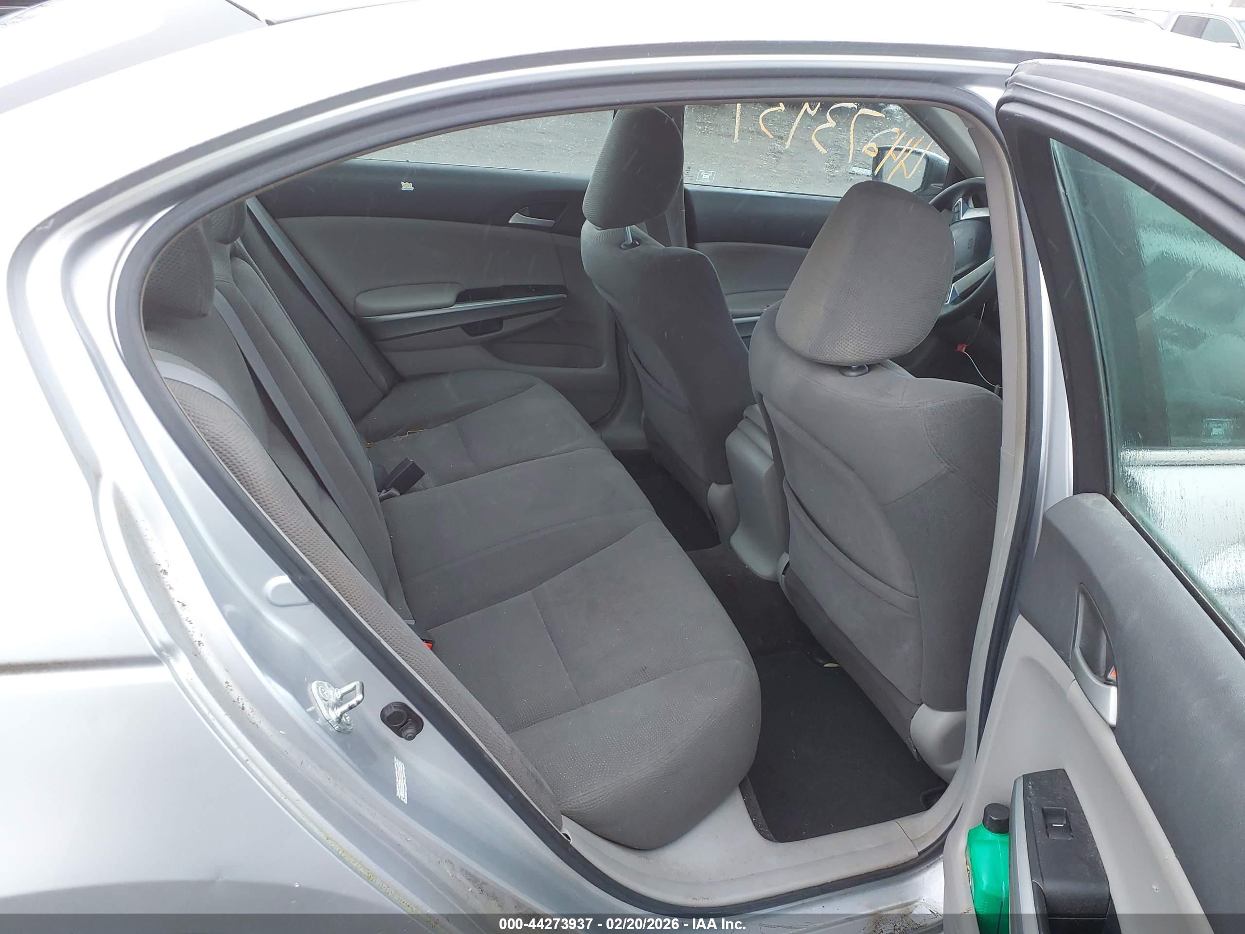 HONDA ACCORD image 8