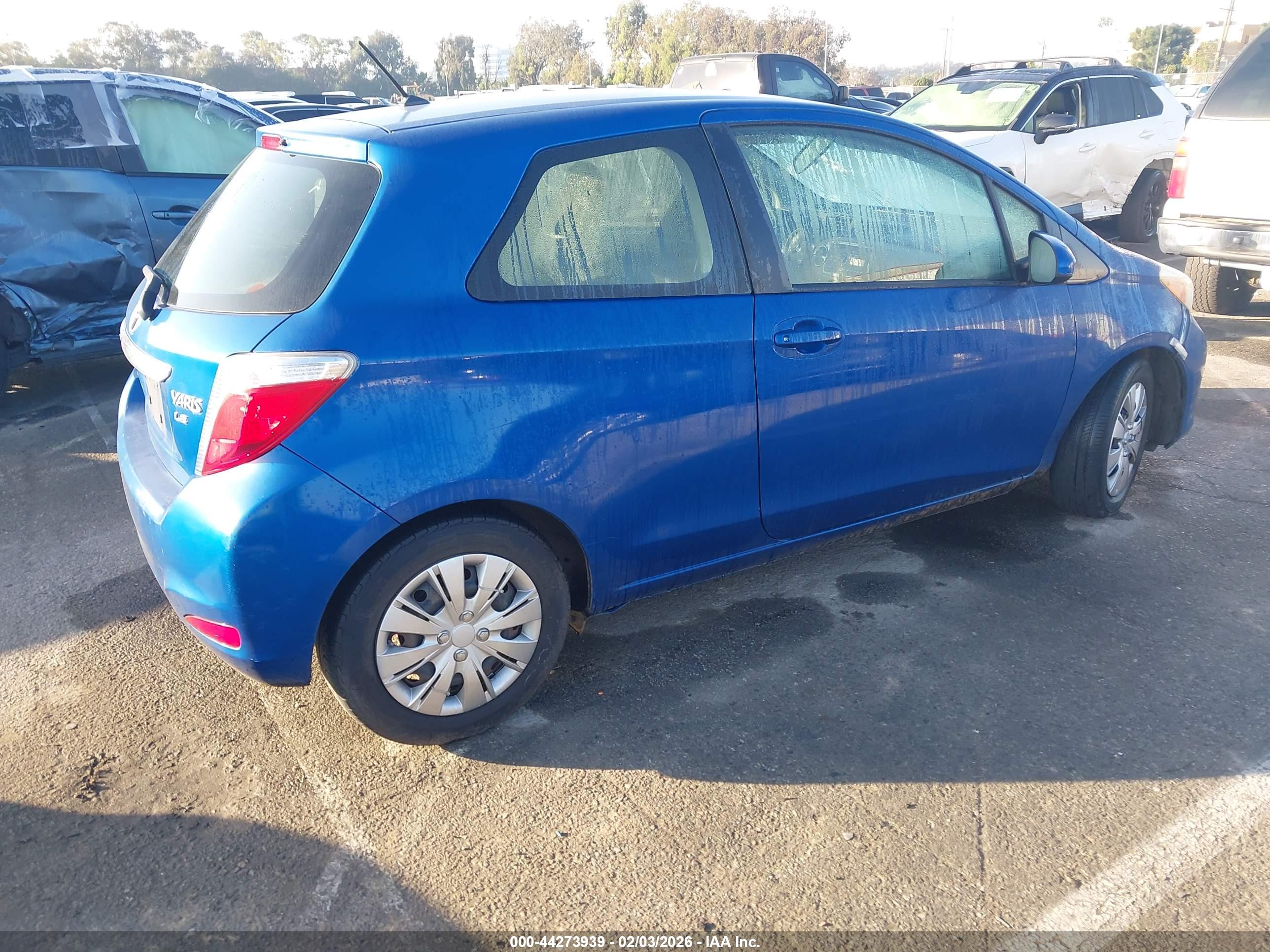 TOYOTA YARIS image 4