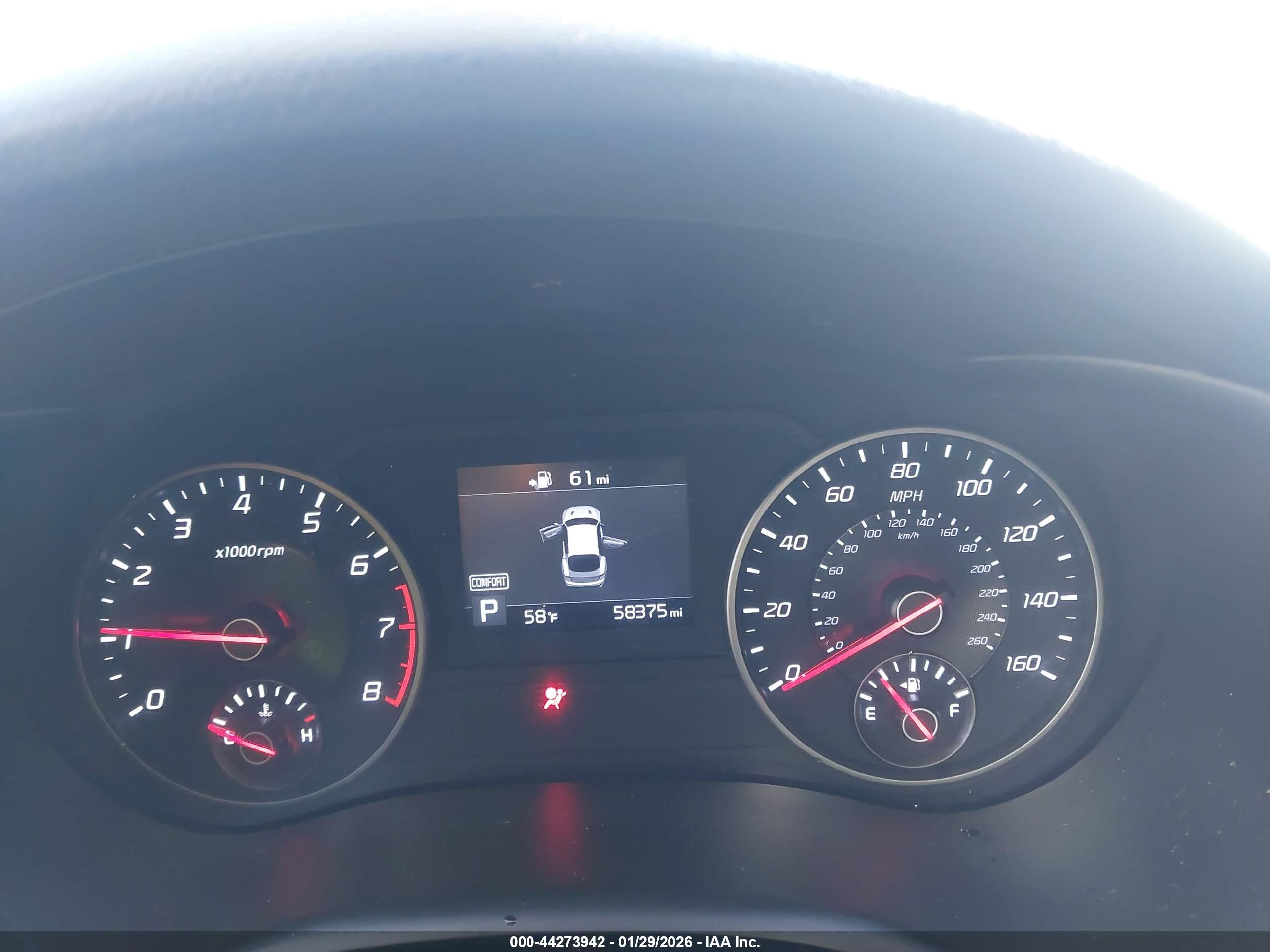 KIA STINGER image 7