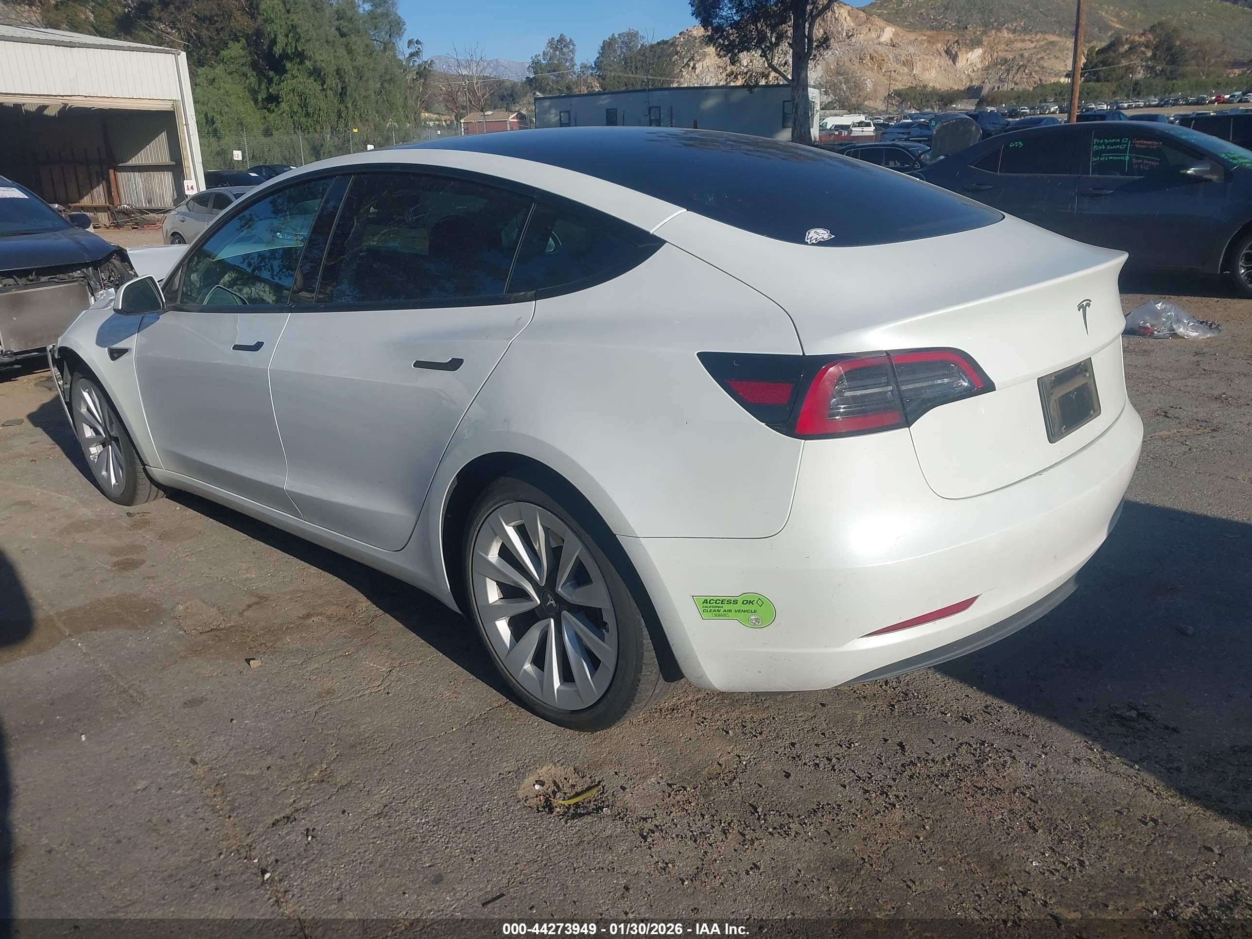 TESLA MODEL image 3