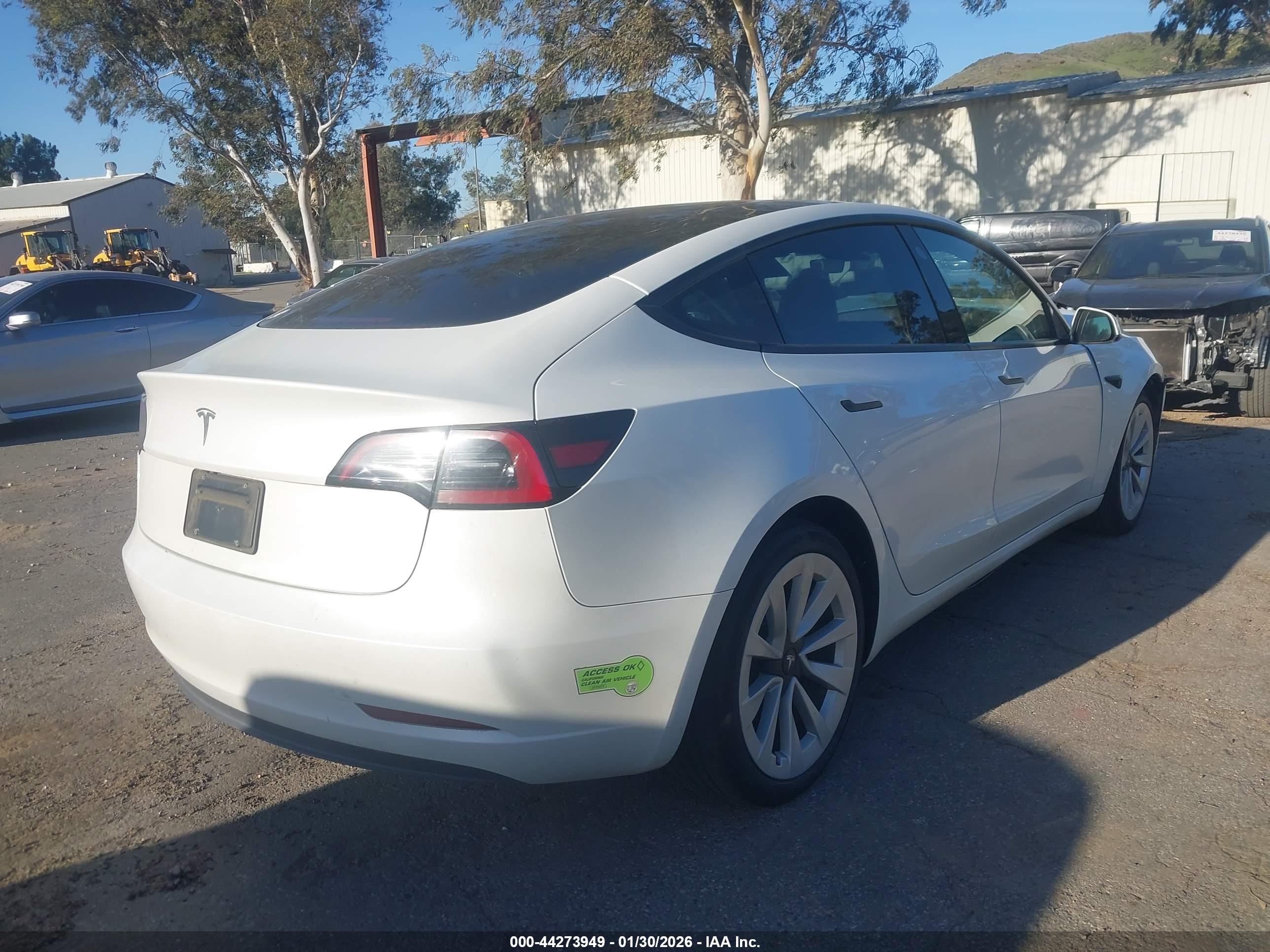 TESLA MODEL image 4