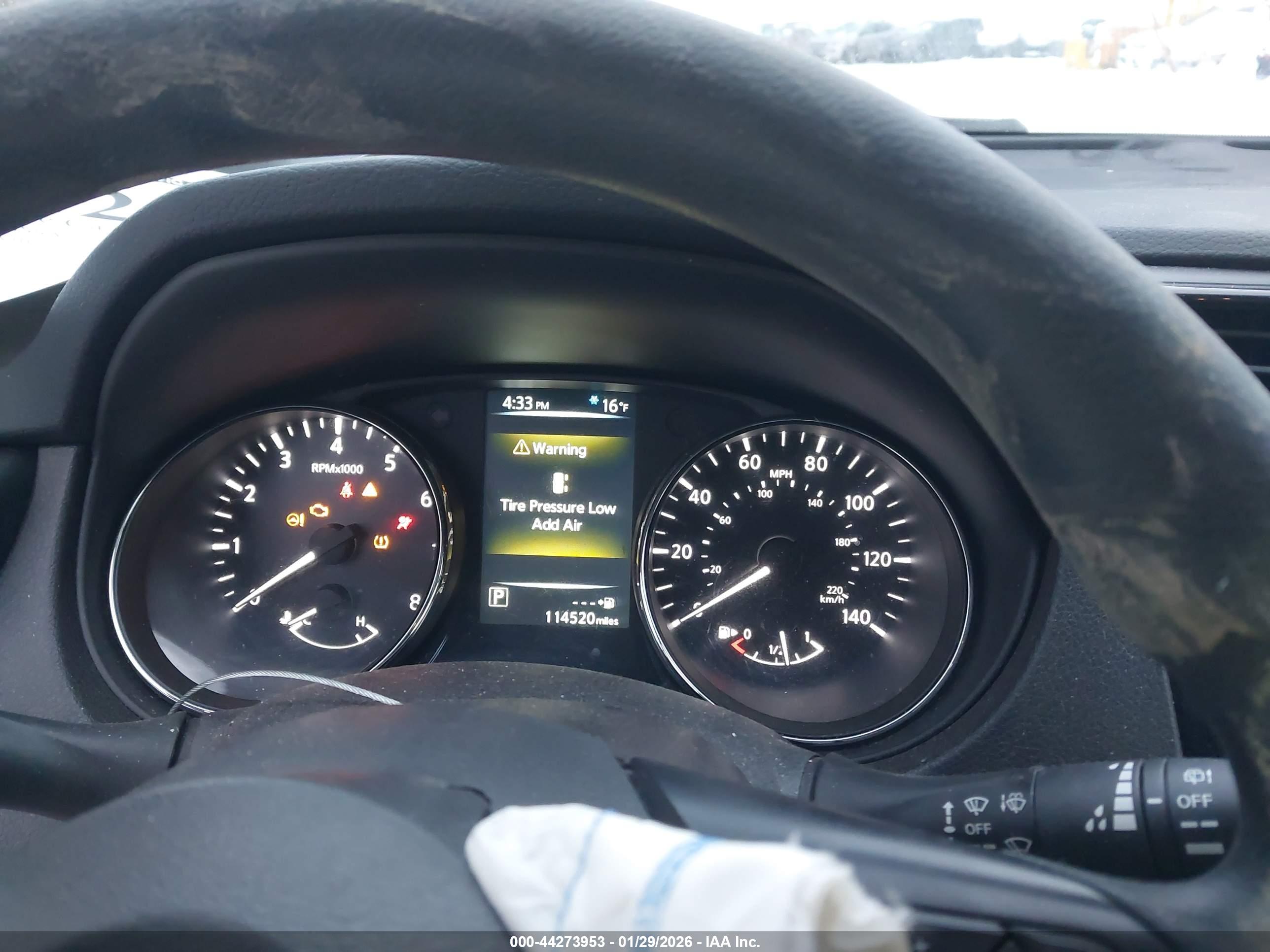 NISSAN ROGUE image 7