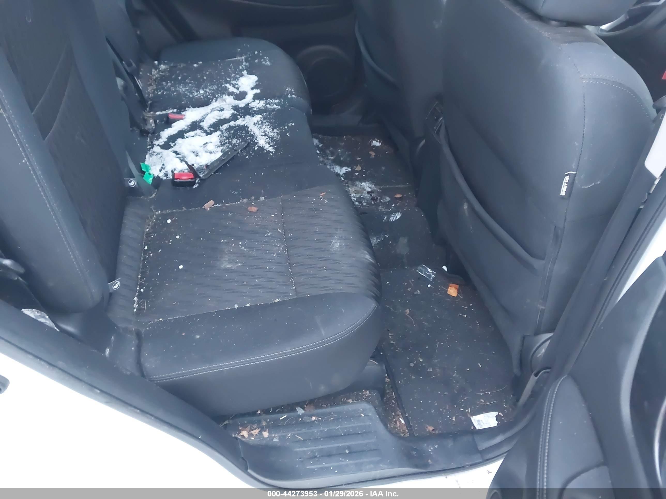NISSAN ROGUE image 8