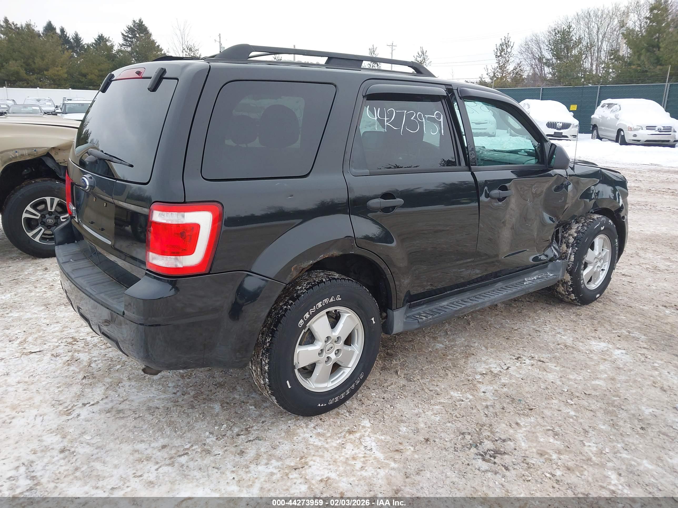 FORD ESCAPE image 4