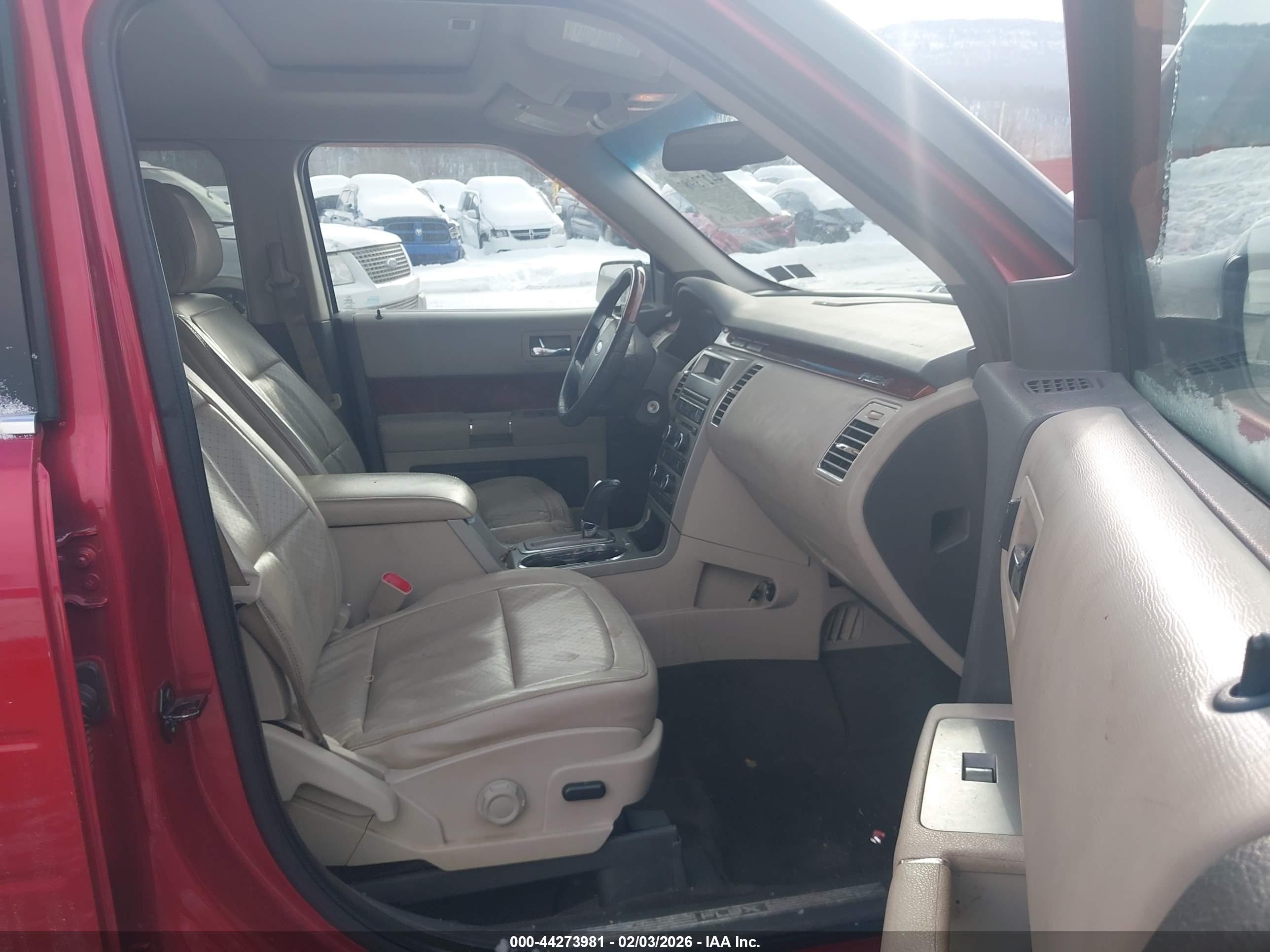 FORD FLEX image 5