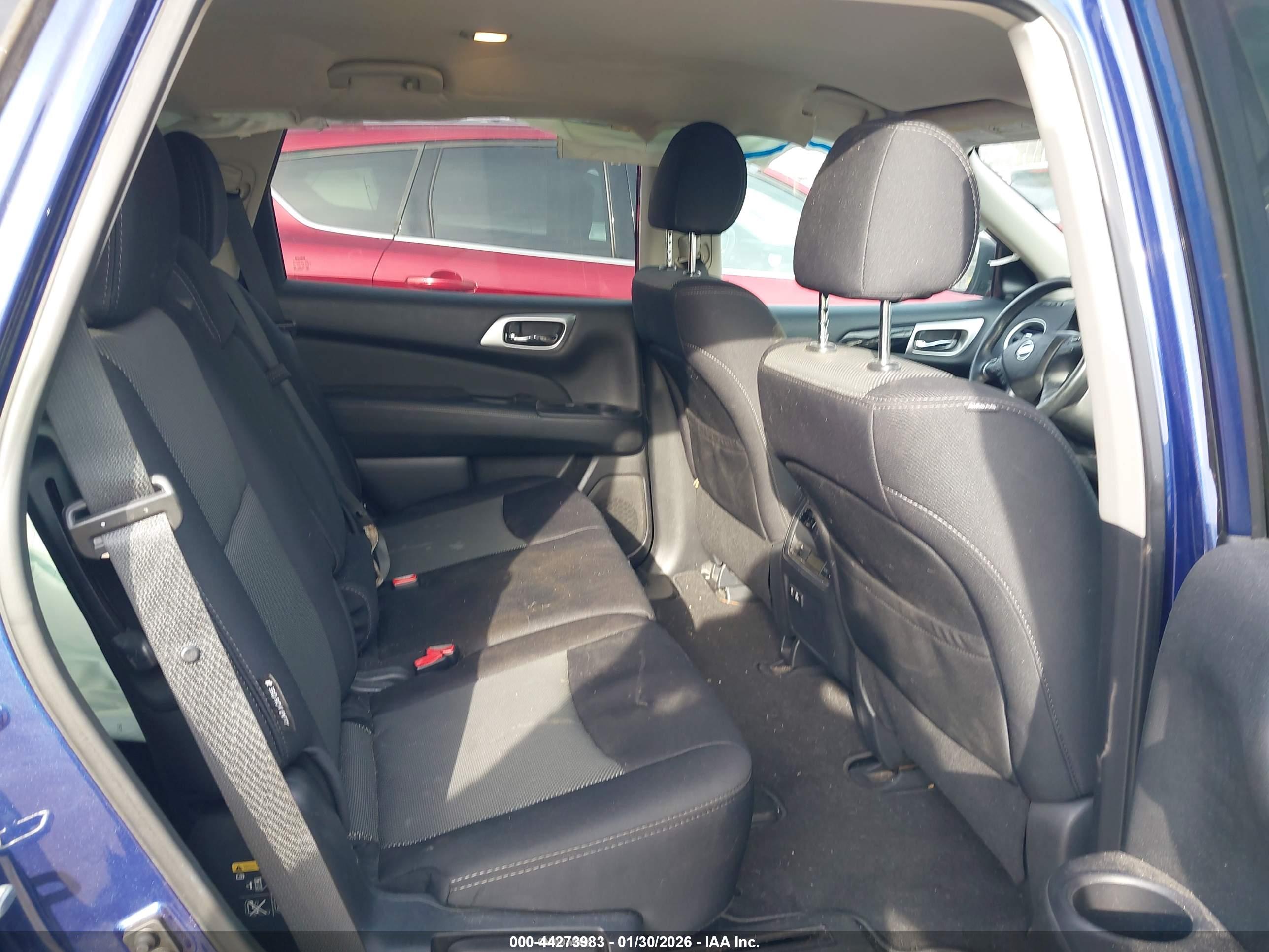 NISSAN PATHFINDER image 8