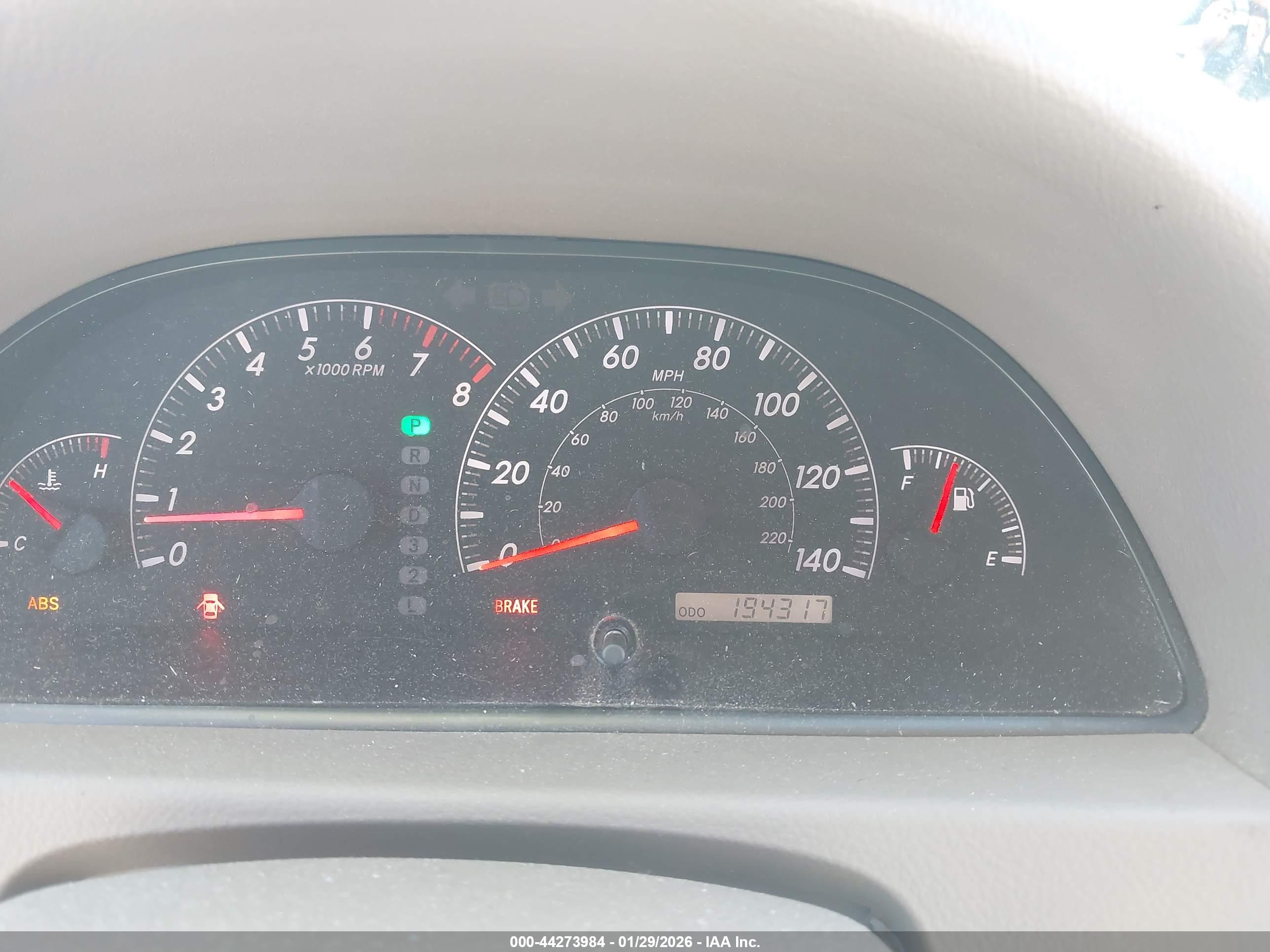 TOYOTA CAMRY image 7