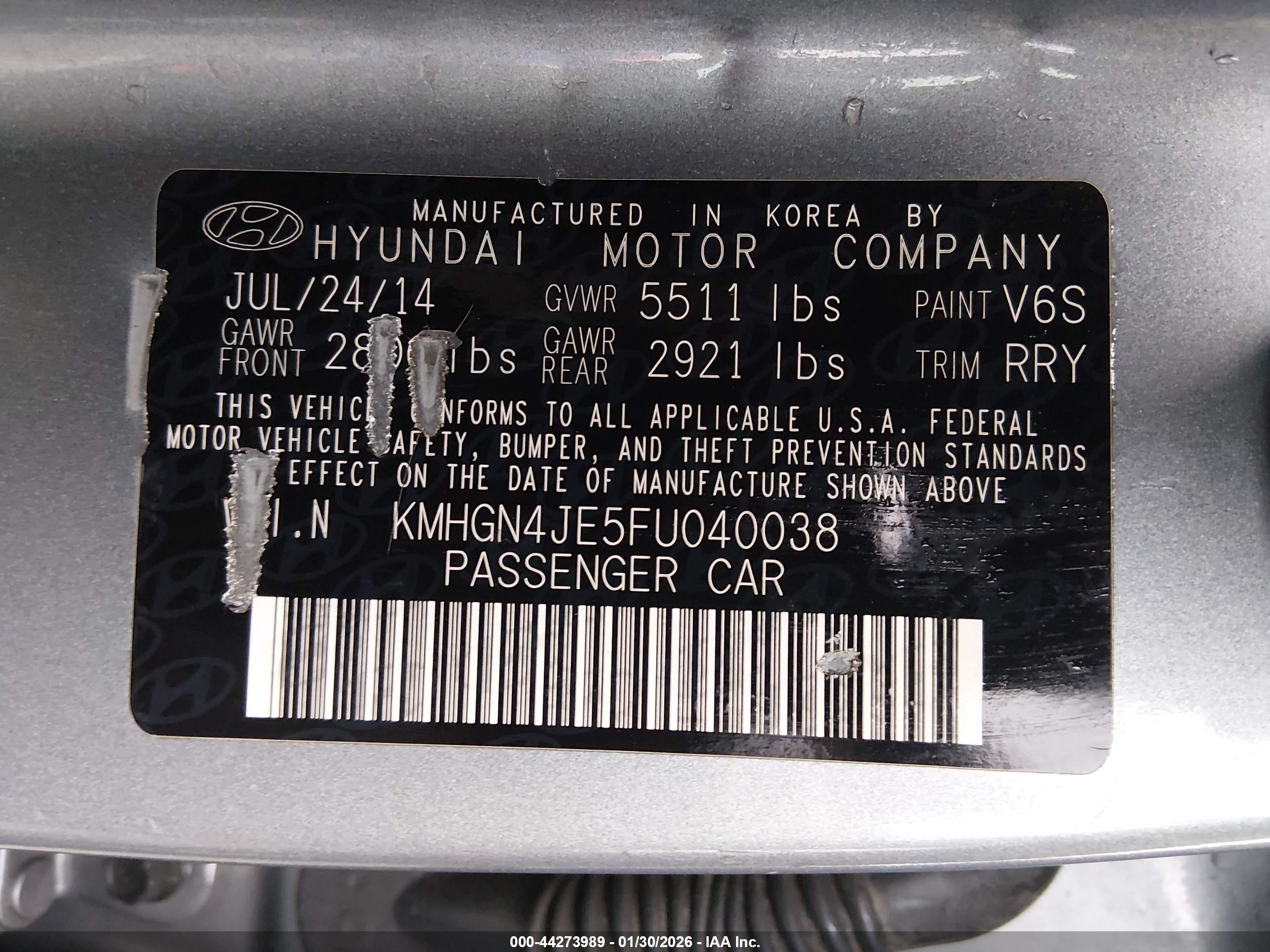 HYUNDAI GENESIS image 9