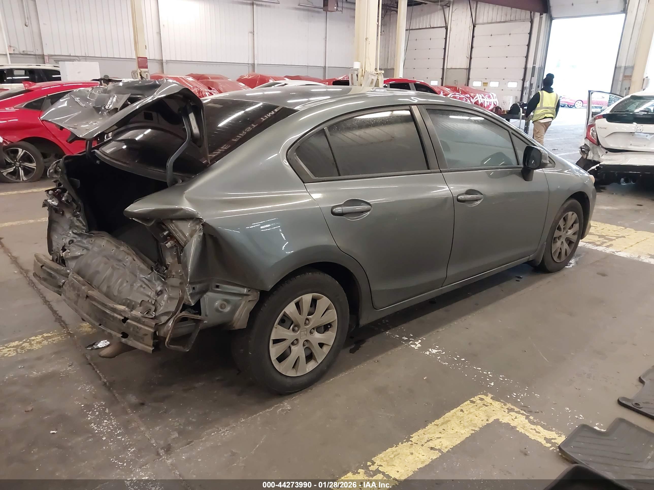 HONDA CIVIC image 4