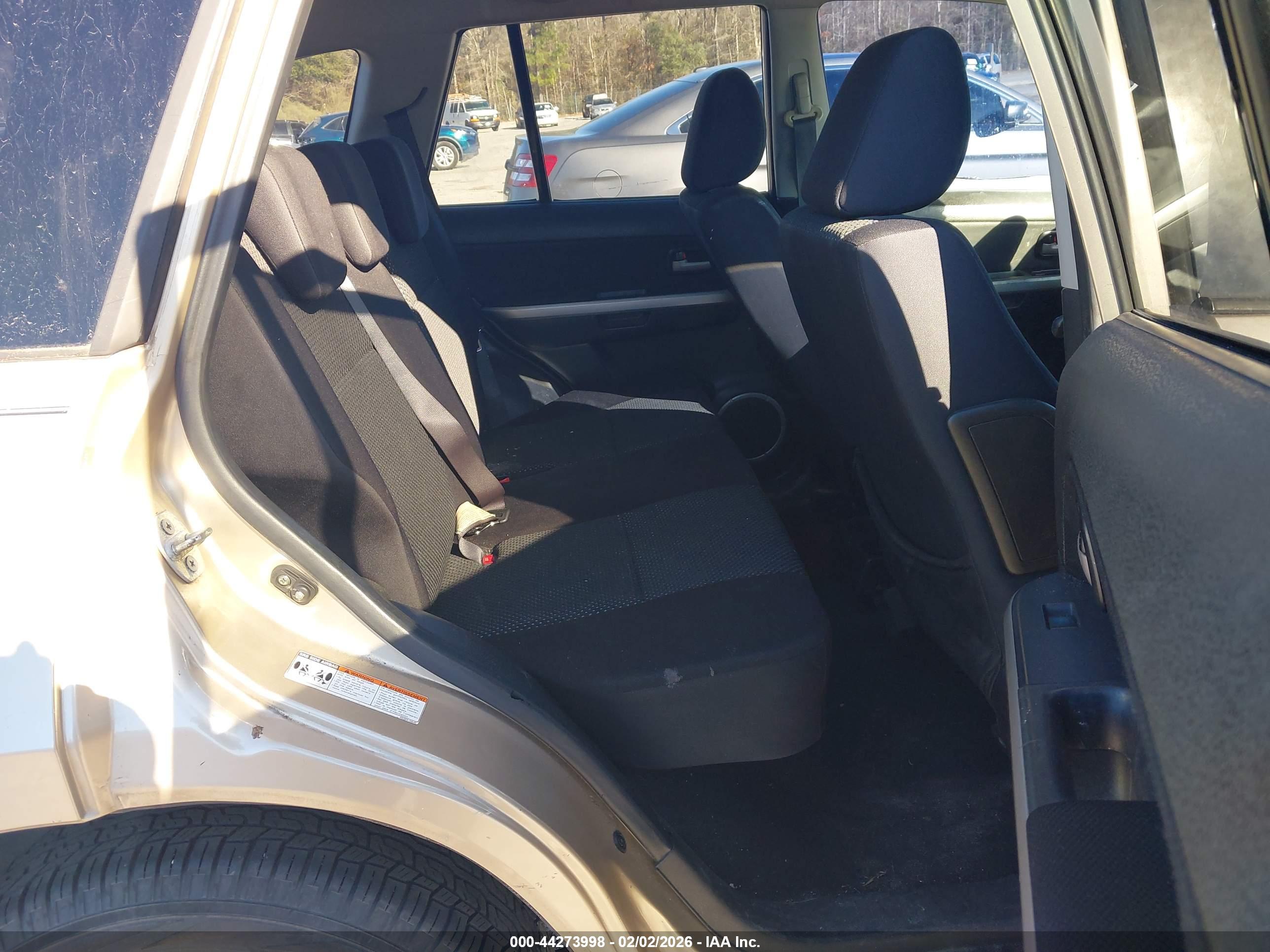 SUZUKI GRAND image 8