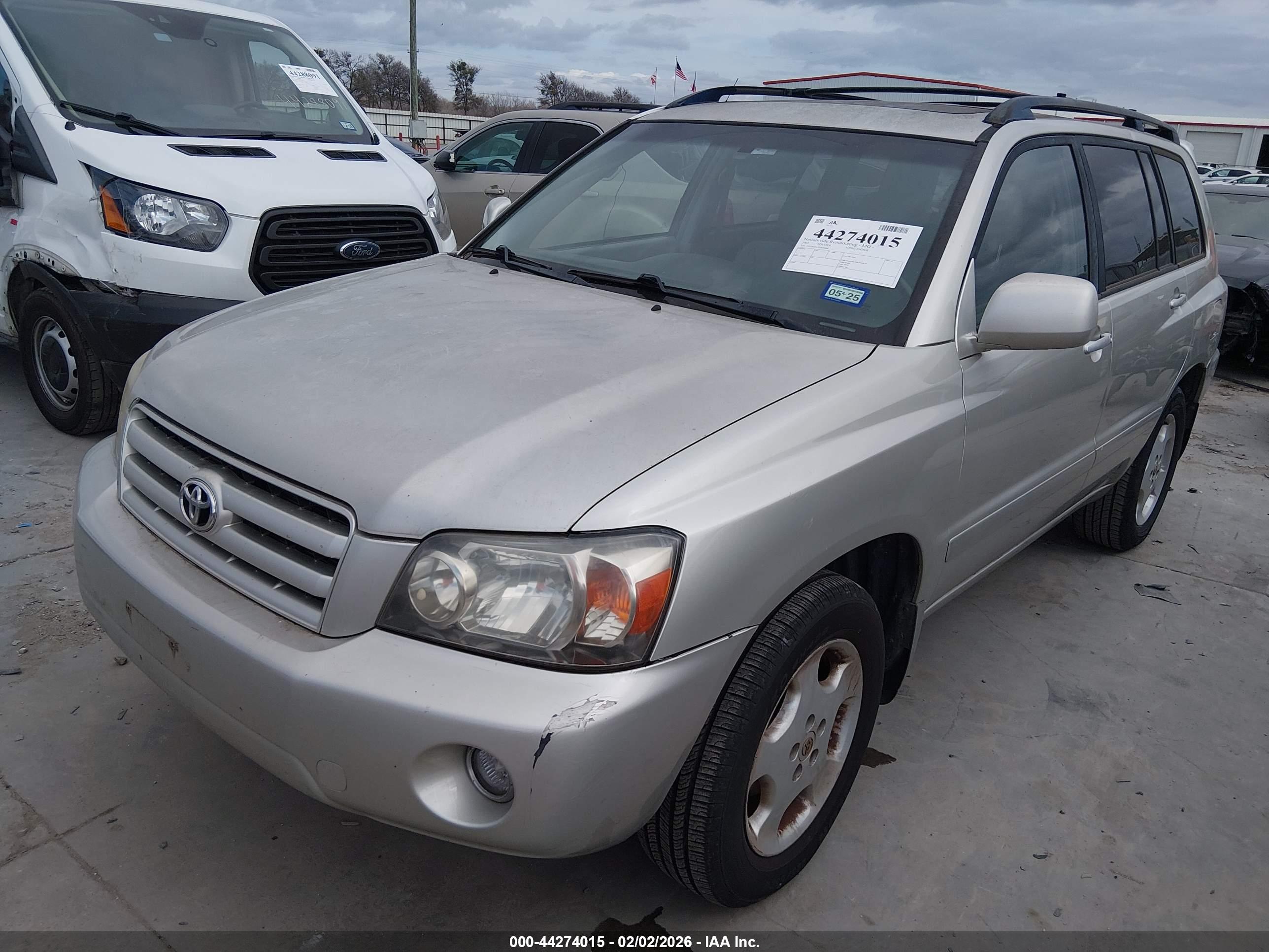 TOYOTA HIGHLANDER image 2