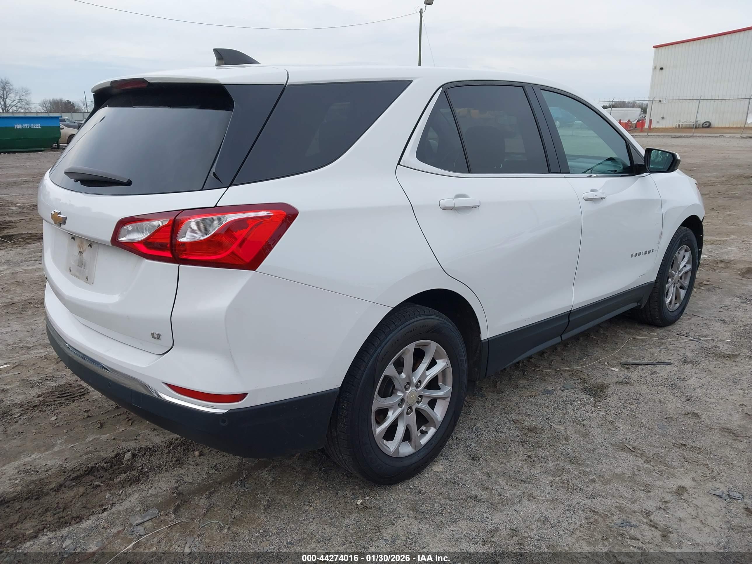 CHEVROLET EQUINOX image 4