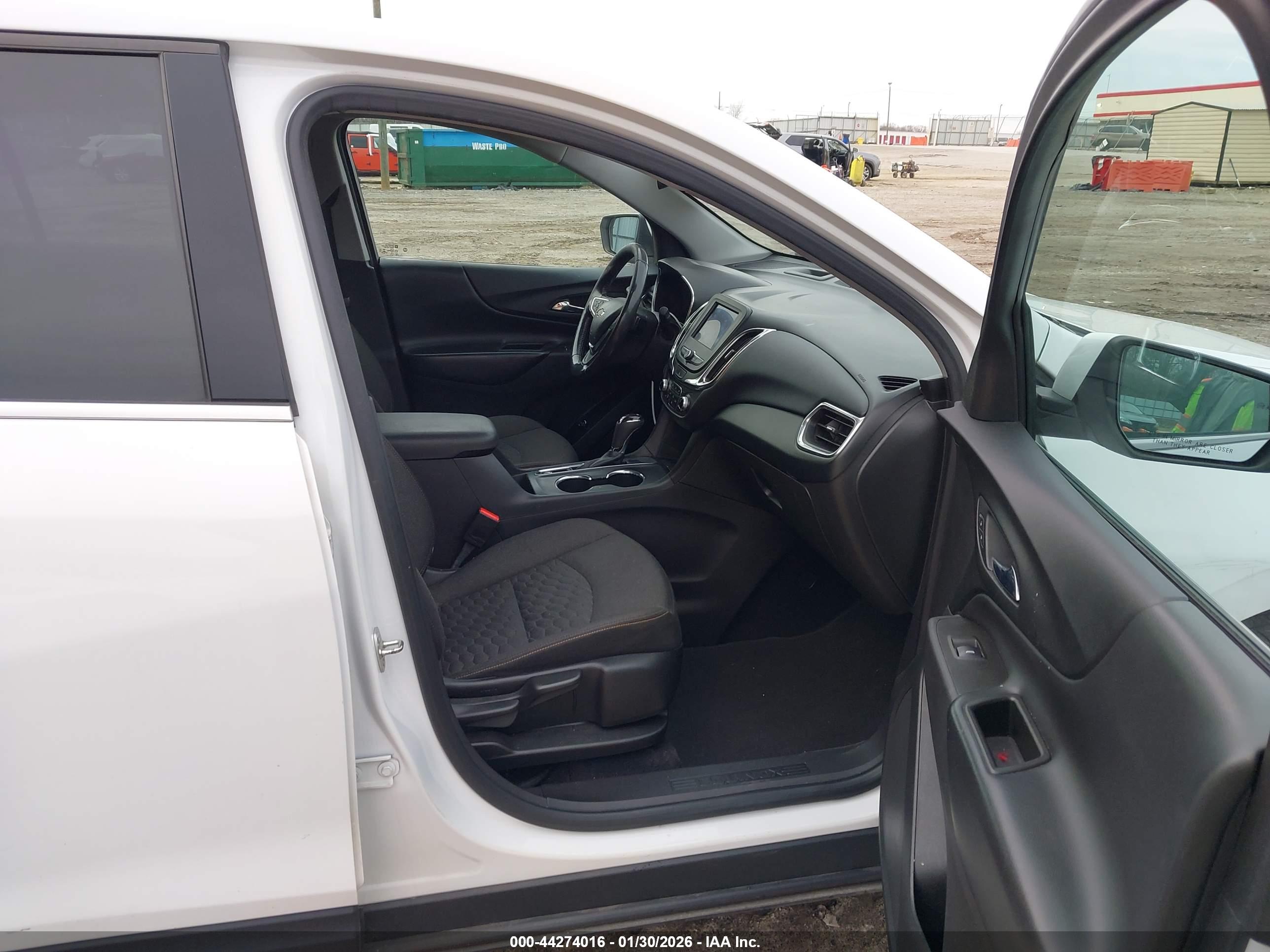 CHEVROLET EQUINOX image 5