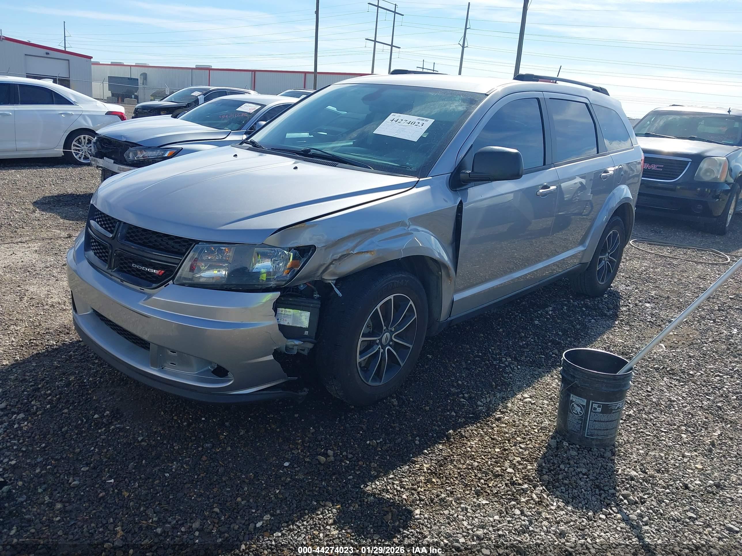 DODGE JOURNEY image 2