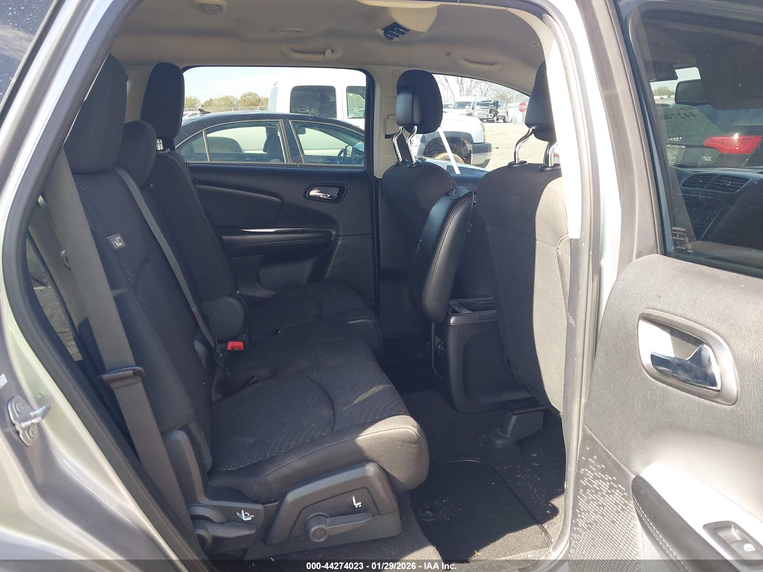 DODGE JOURNEY image 8