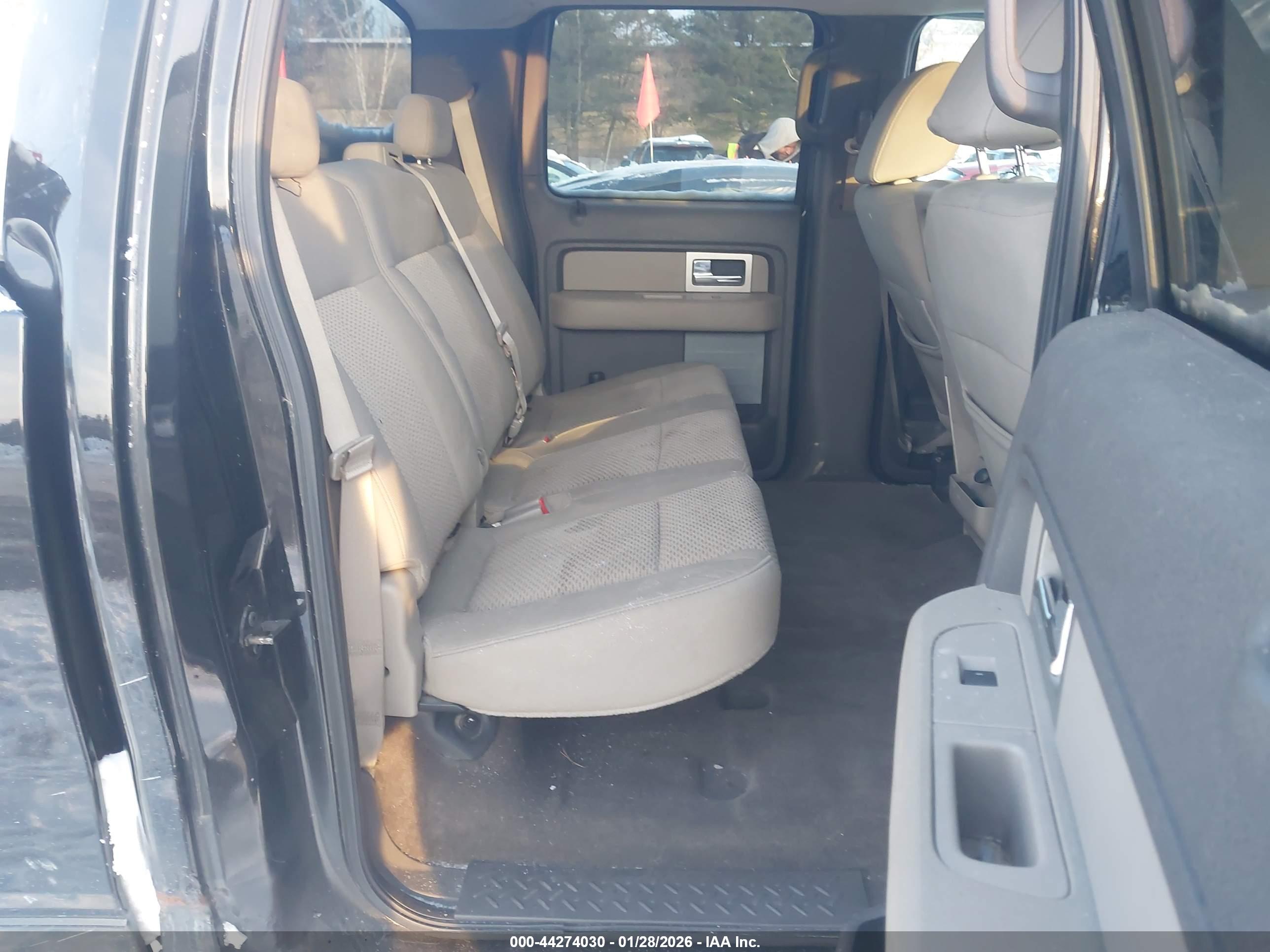 FORD F-150 image 8