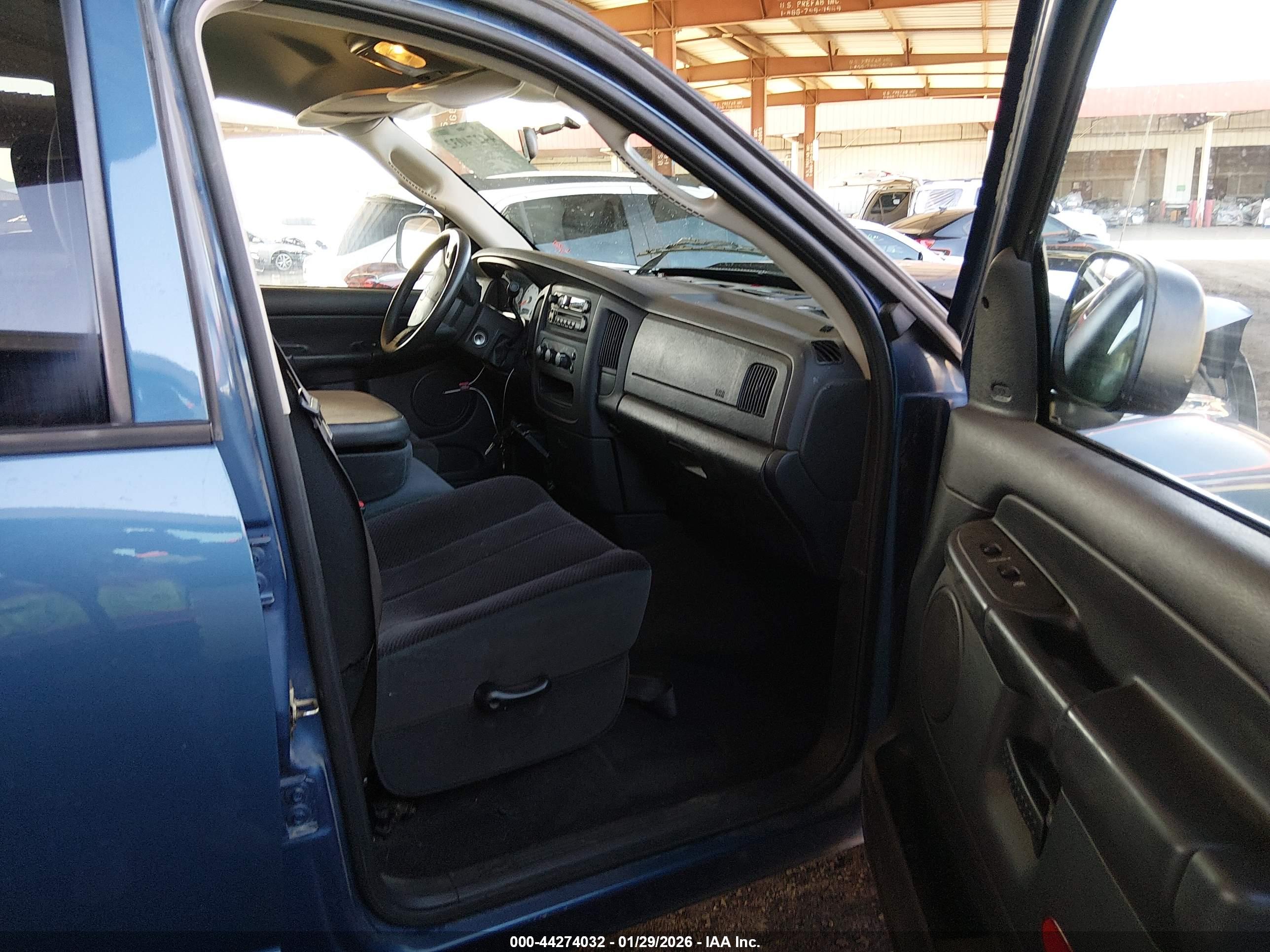 DODGE RAM image 5