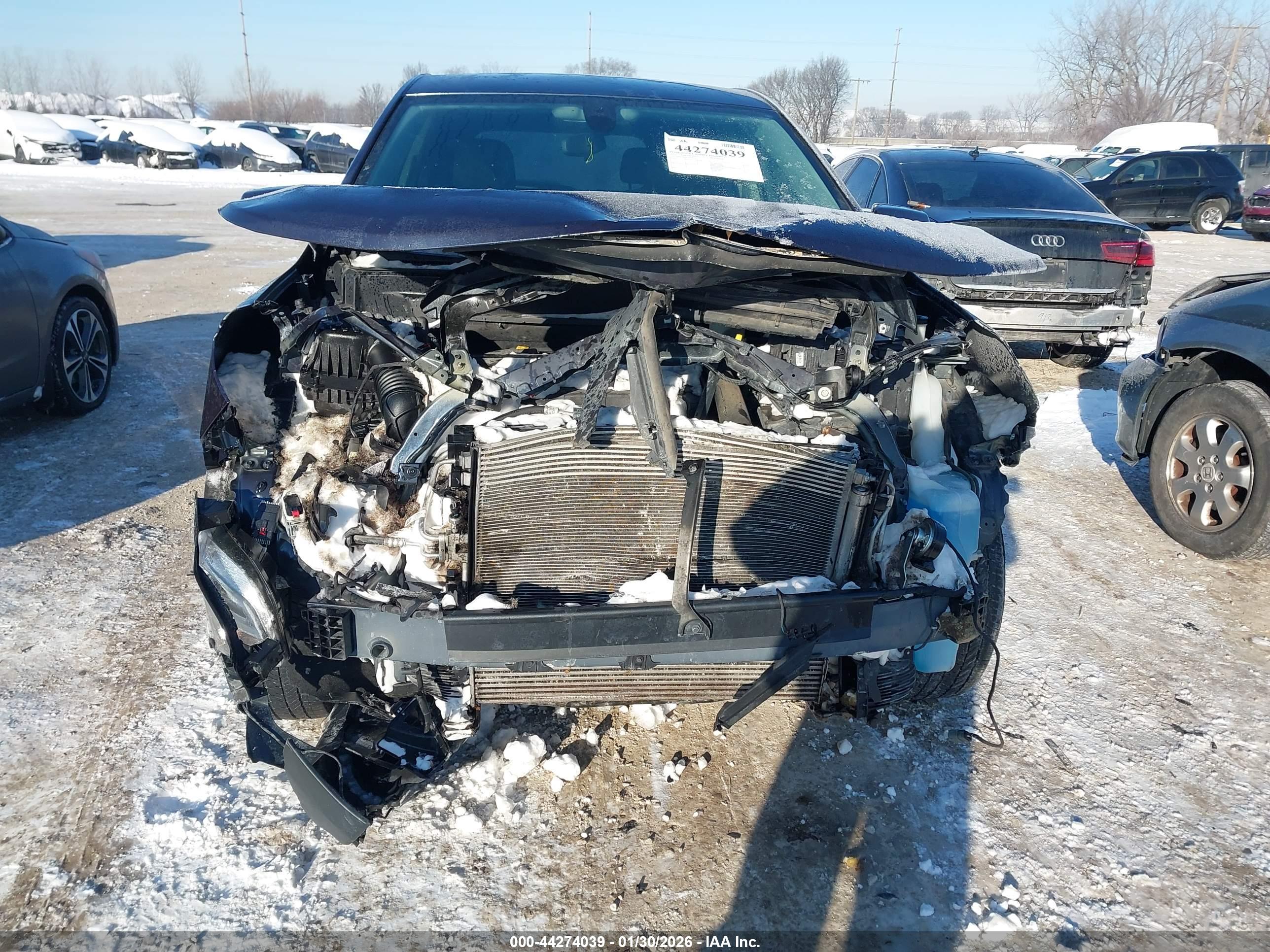 CHEVROLET EQUINOX image 6