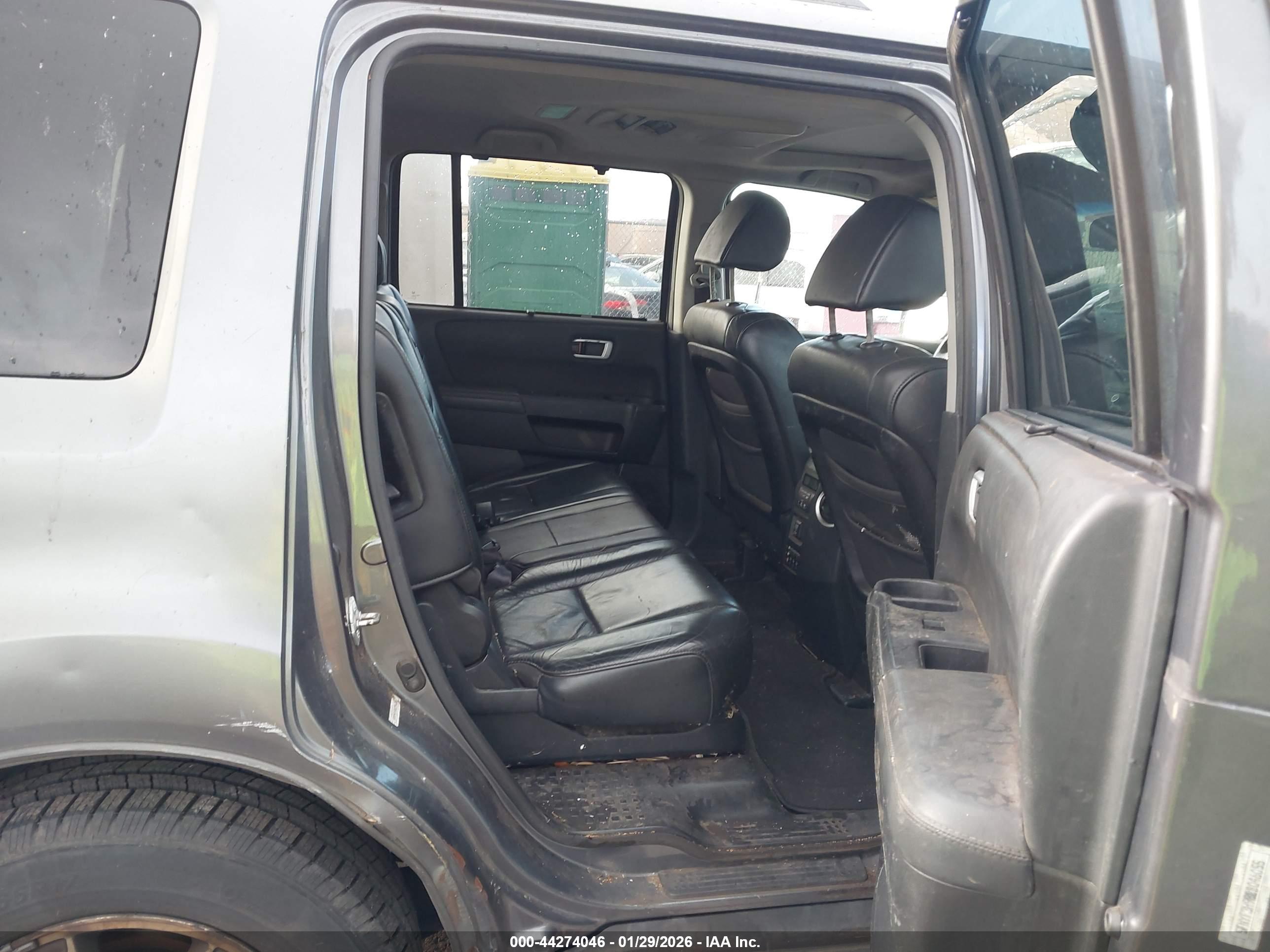 HONDA PILOT image 8