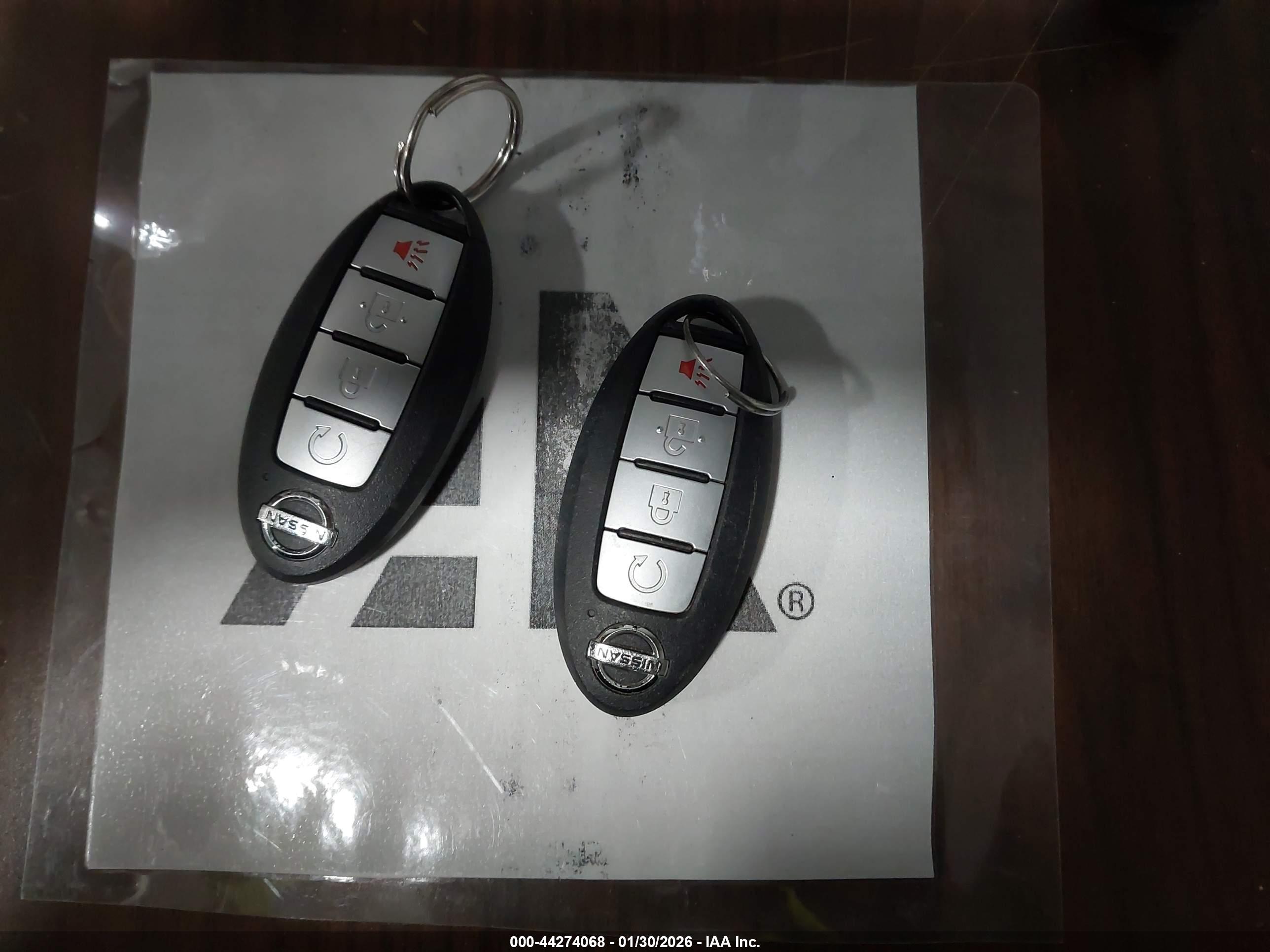 NISSAN MURANO image 11